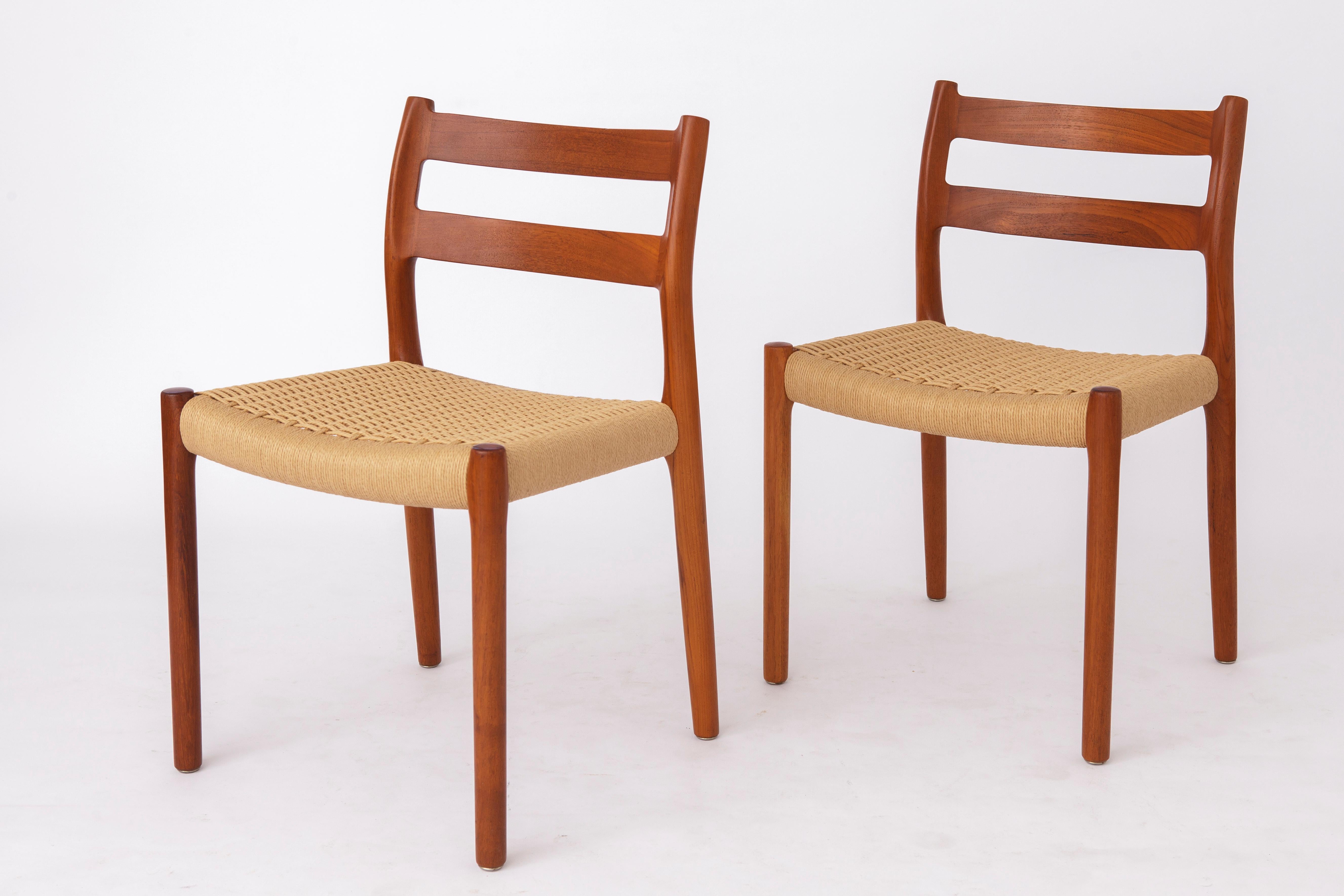 Set of 4 Niels Otto Møller Model 84 Chairs – Danish Teak & Paper Cord, 1970s Danés en venta