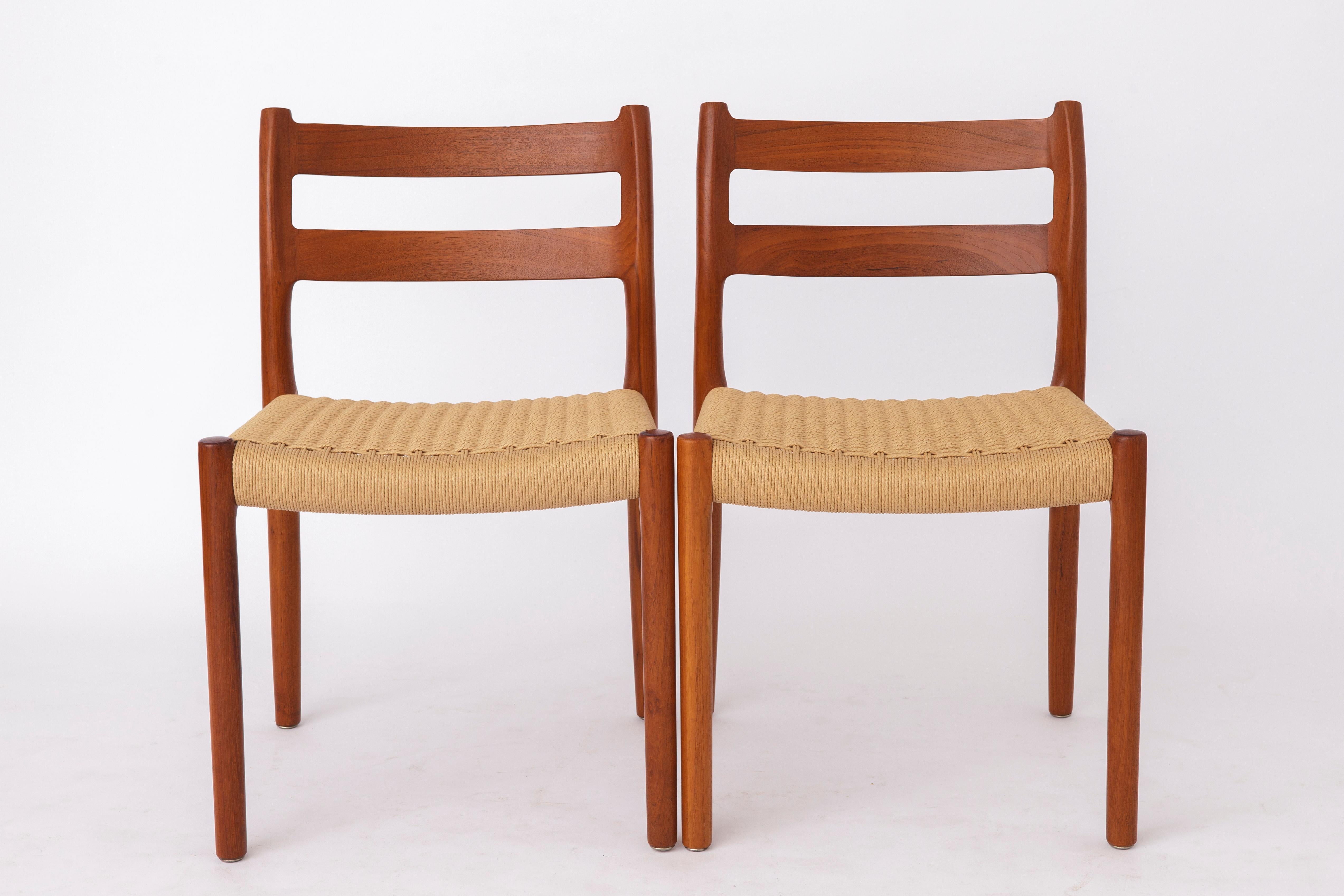 Set of 4 Niels Otto Møller Model 84 Chairs – Danish Teak & Paper Cord, 1970s Pulido en venta