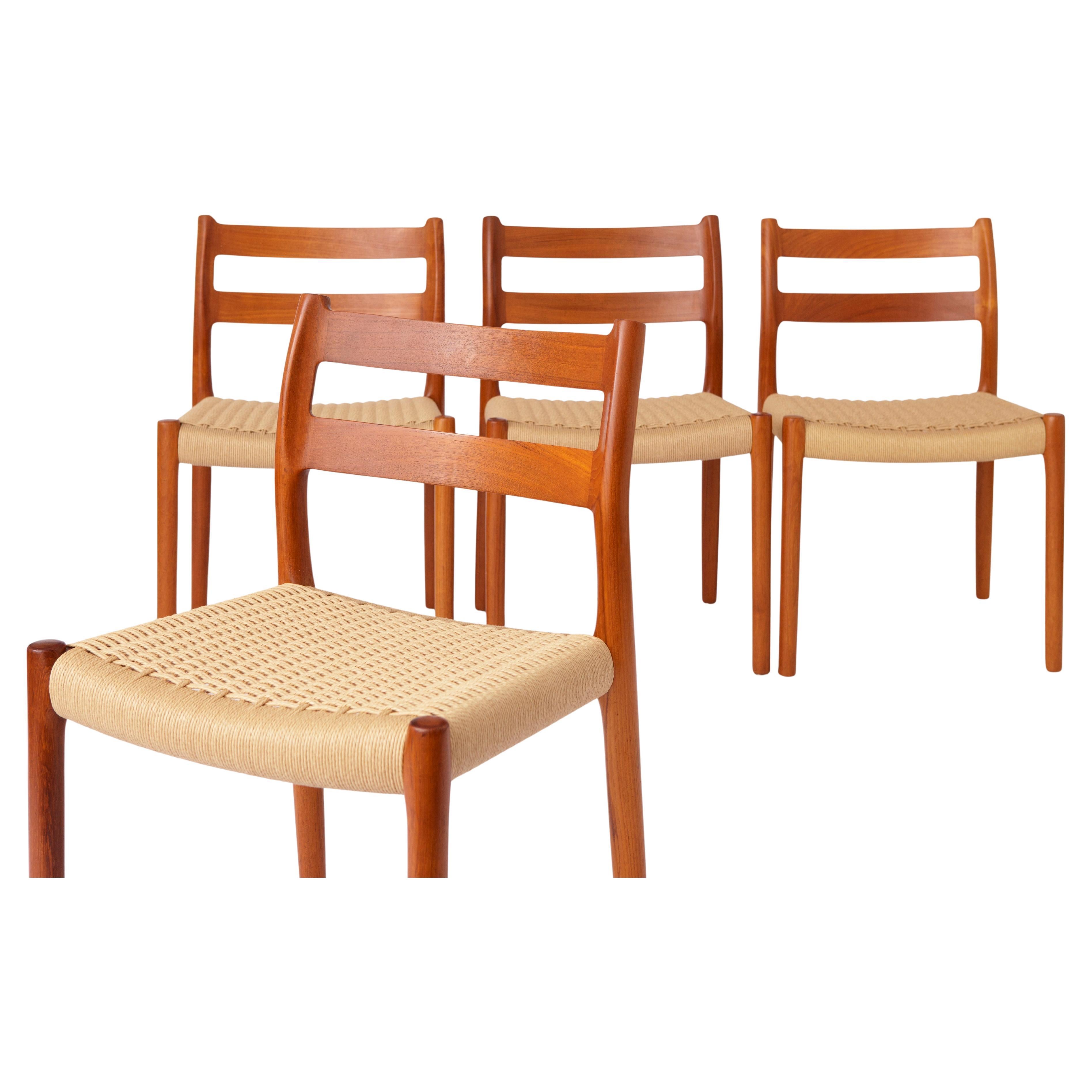 Set of 4 Niels Otto Møller Model 84 Chairs – Danish Teak & Paper Cord, 1970s en venta