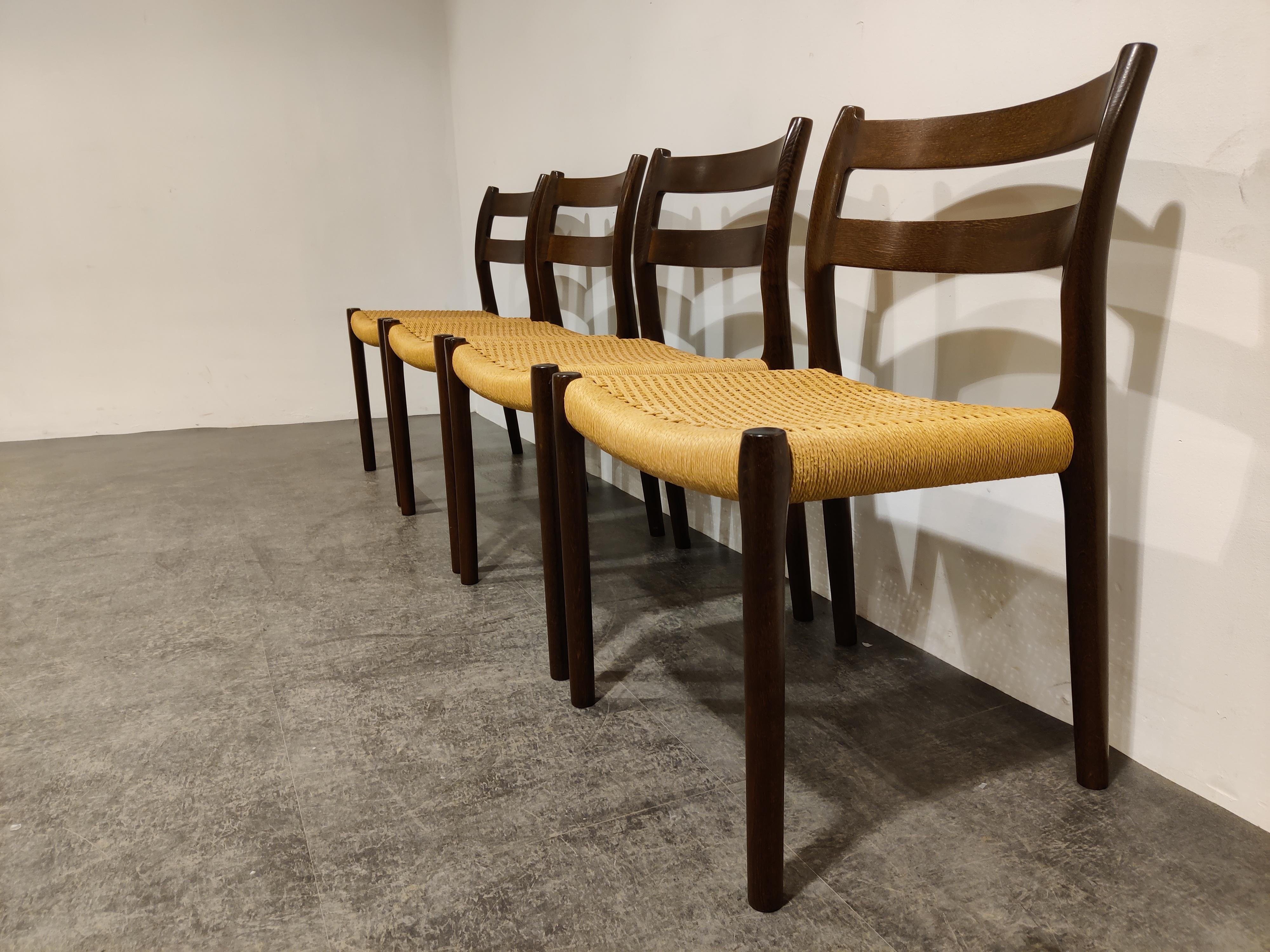 Set of 4 Niels Otto Moller Model 84 Dining Chairs with Table, 1960s For Sale 4