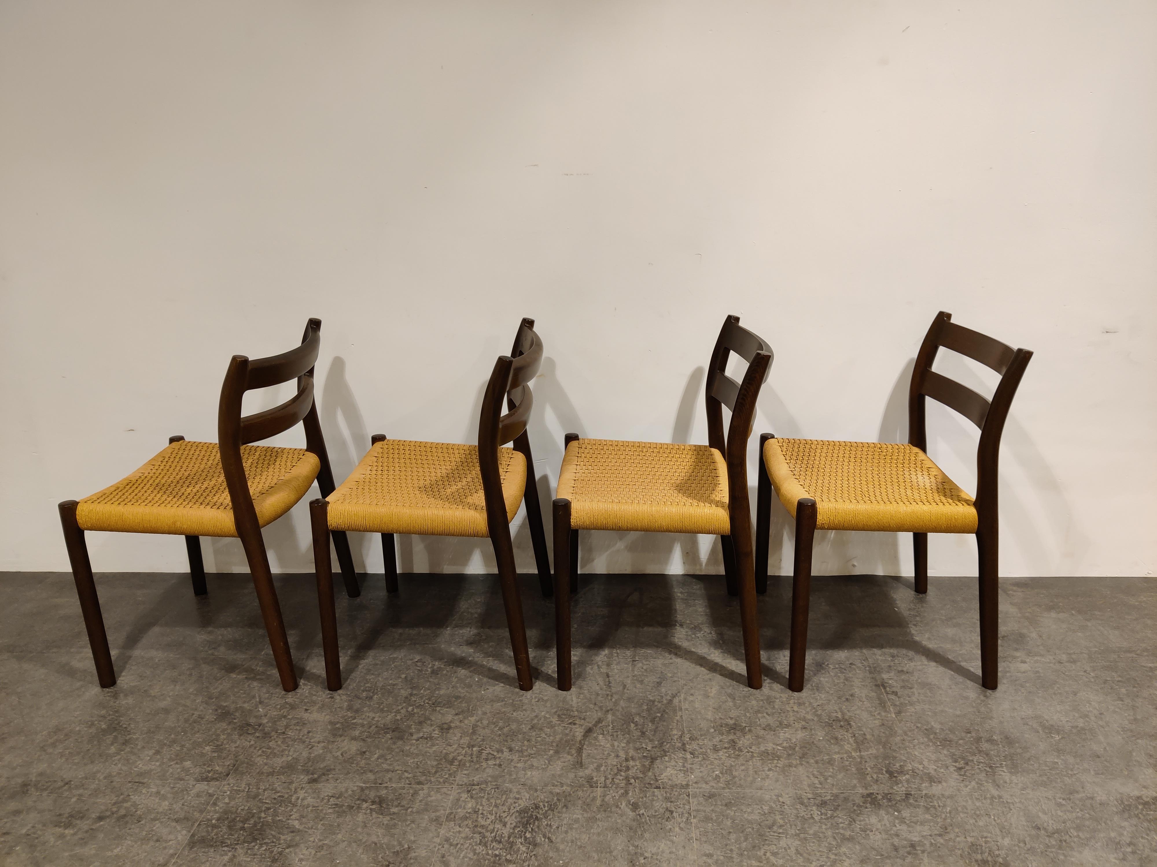 Set of 4 Niels Otto Moller Model 84 Dining Chairs with Table, 1960s For Sale 5