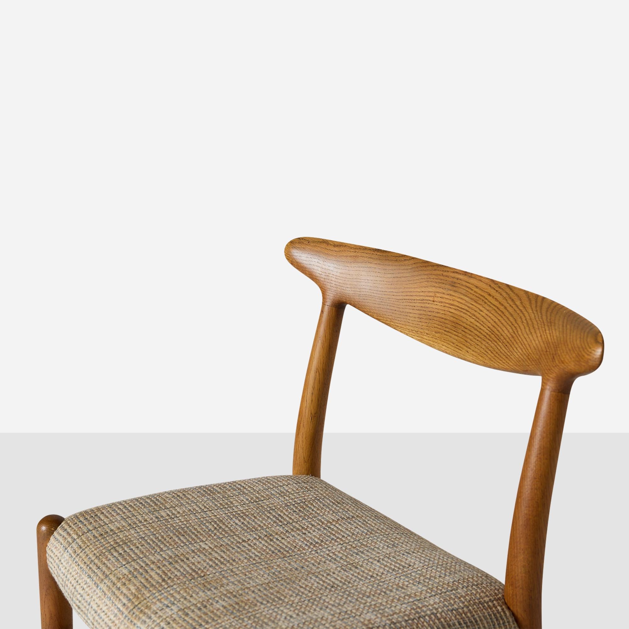 Set di 4 sedie W2 Oak di Hans Wegner in vendita 2