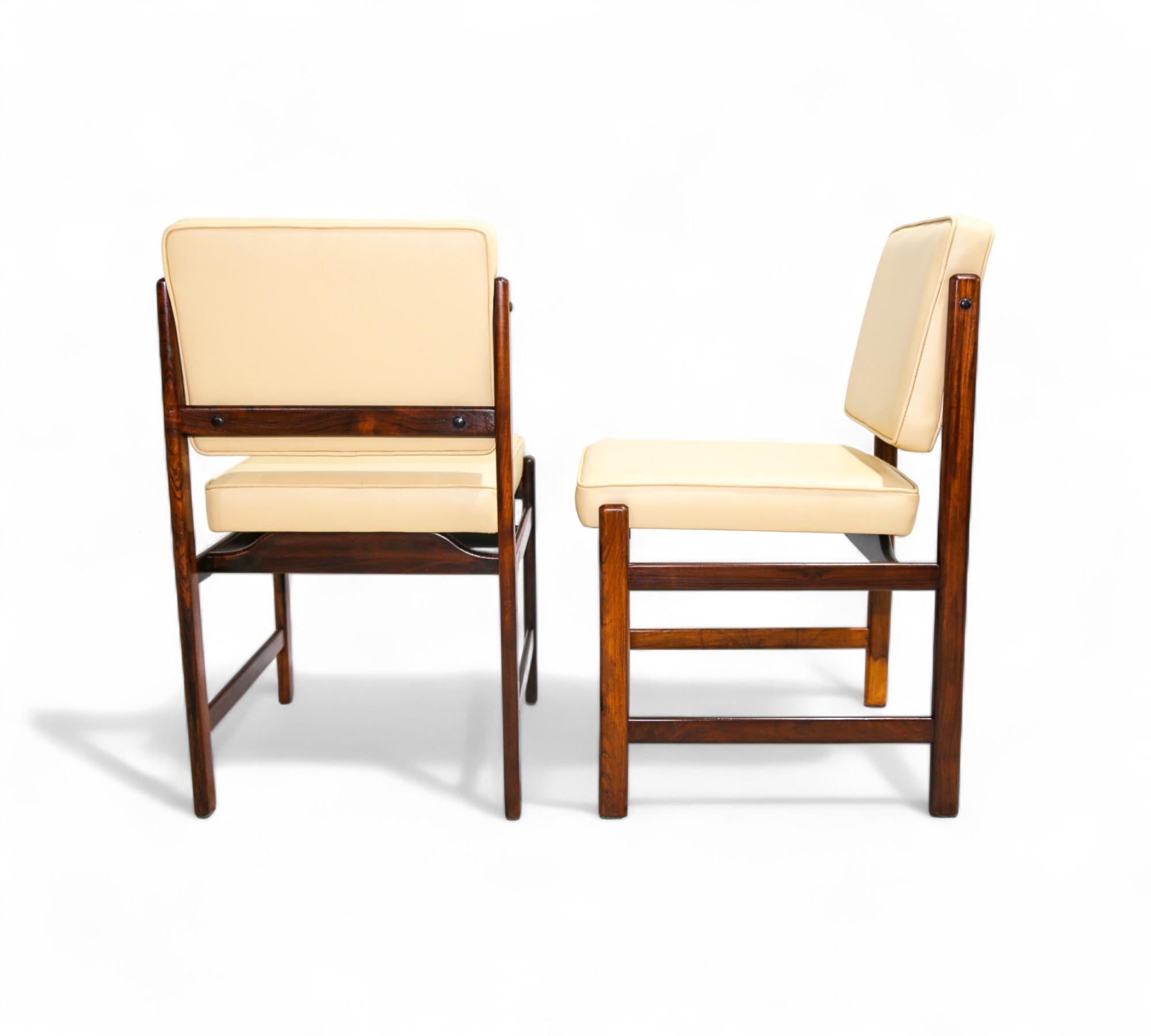 Set of 4 of “Marco” Chairs in Hardwood & Leather by Sergio Rodrigues, c. 1960s (Moderne der Mitte des Jahrhunderts) im Angebot