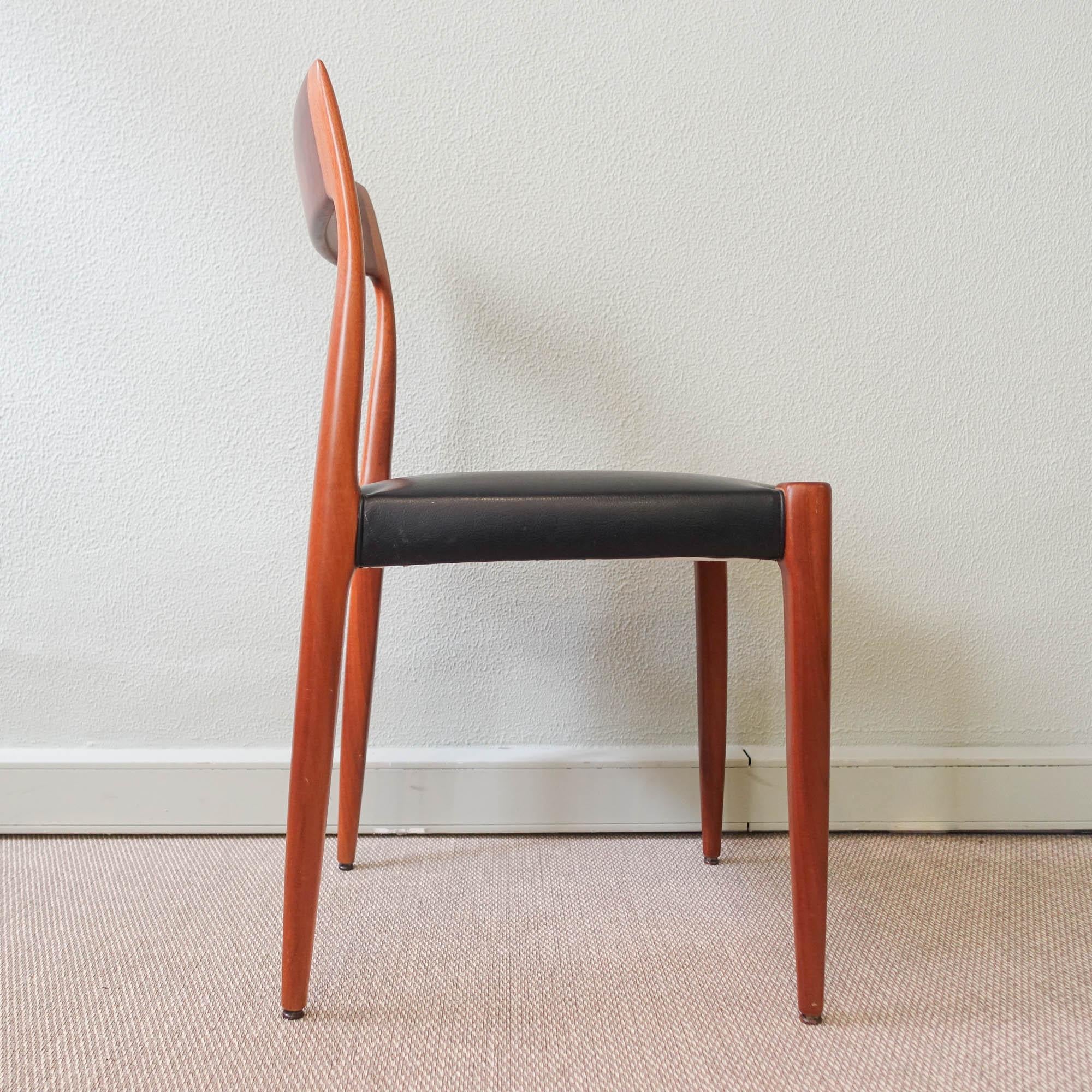 Set of 4 Olaio Chairs Model Caravela by José Espinho, 1965 9