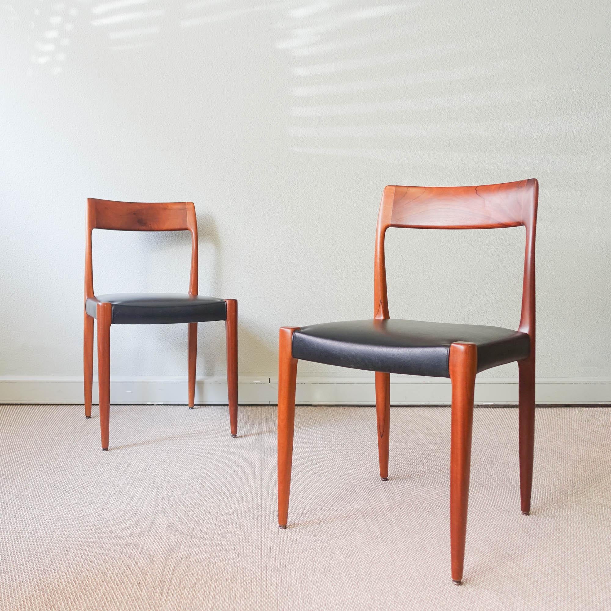 Mid-Century Modern Set of 4 Olaio Chairs Model Caravela by José Espinho, 1965