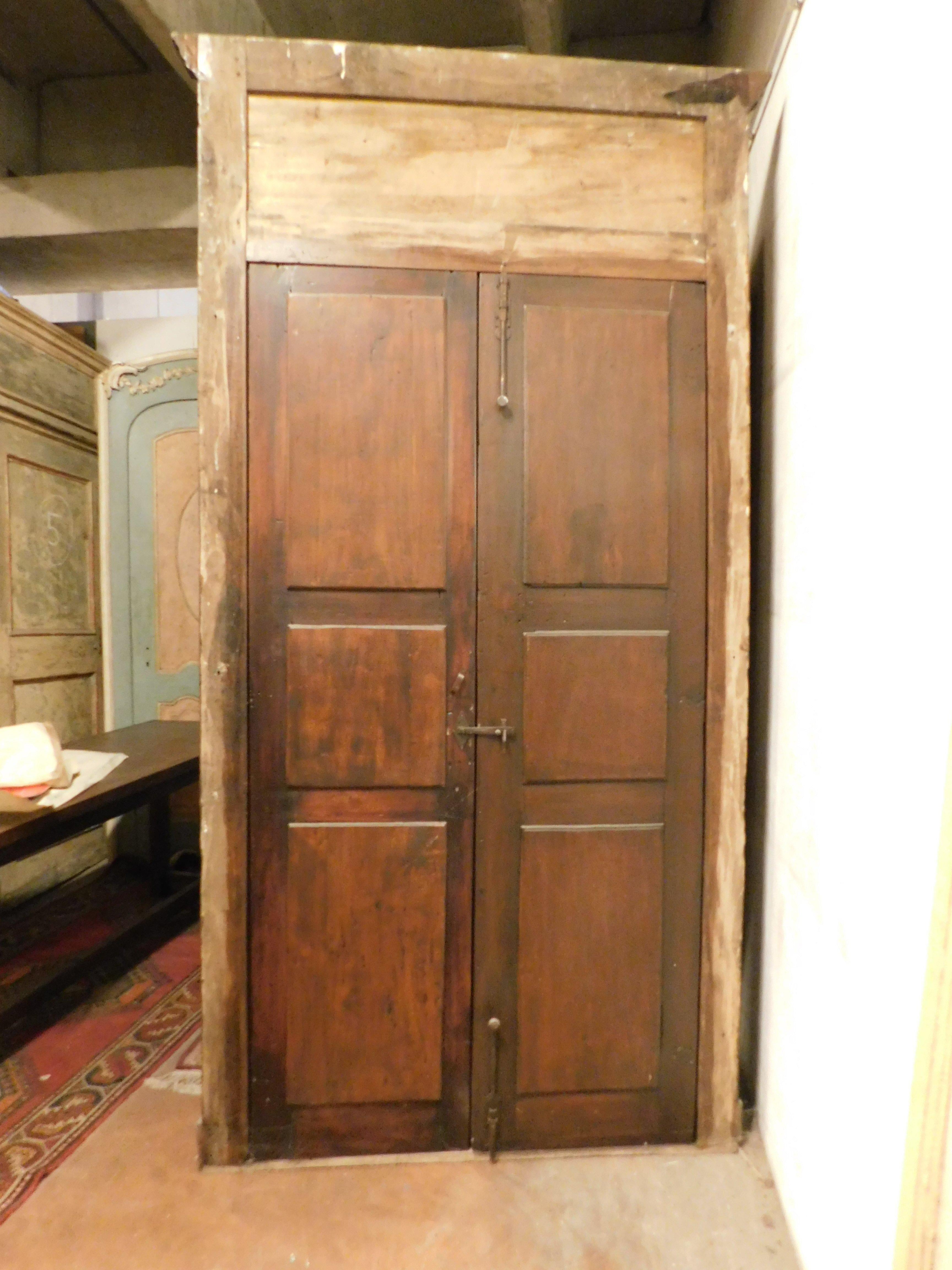 Poplar Set of 4 old double doors carved in poplar wood with frame, Italy For Sale