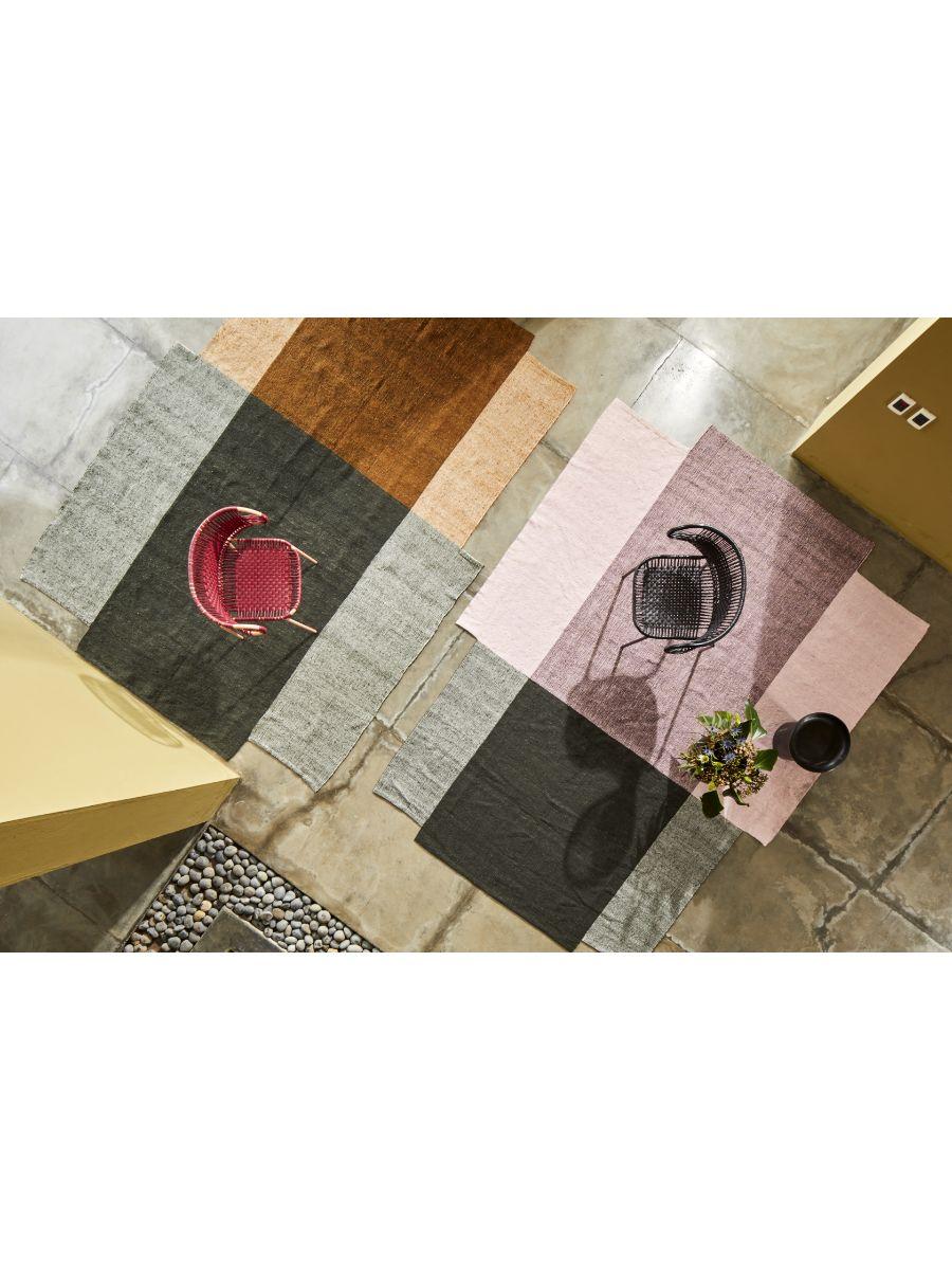 Juego de 4 Silla apilable Cielo Oliva con reposabrazos by Sebastian Herkner en venta 3