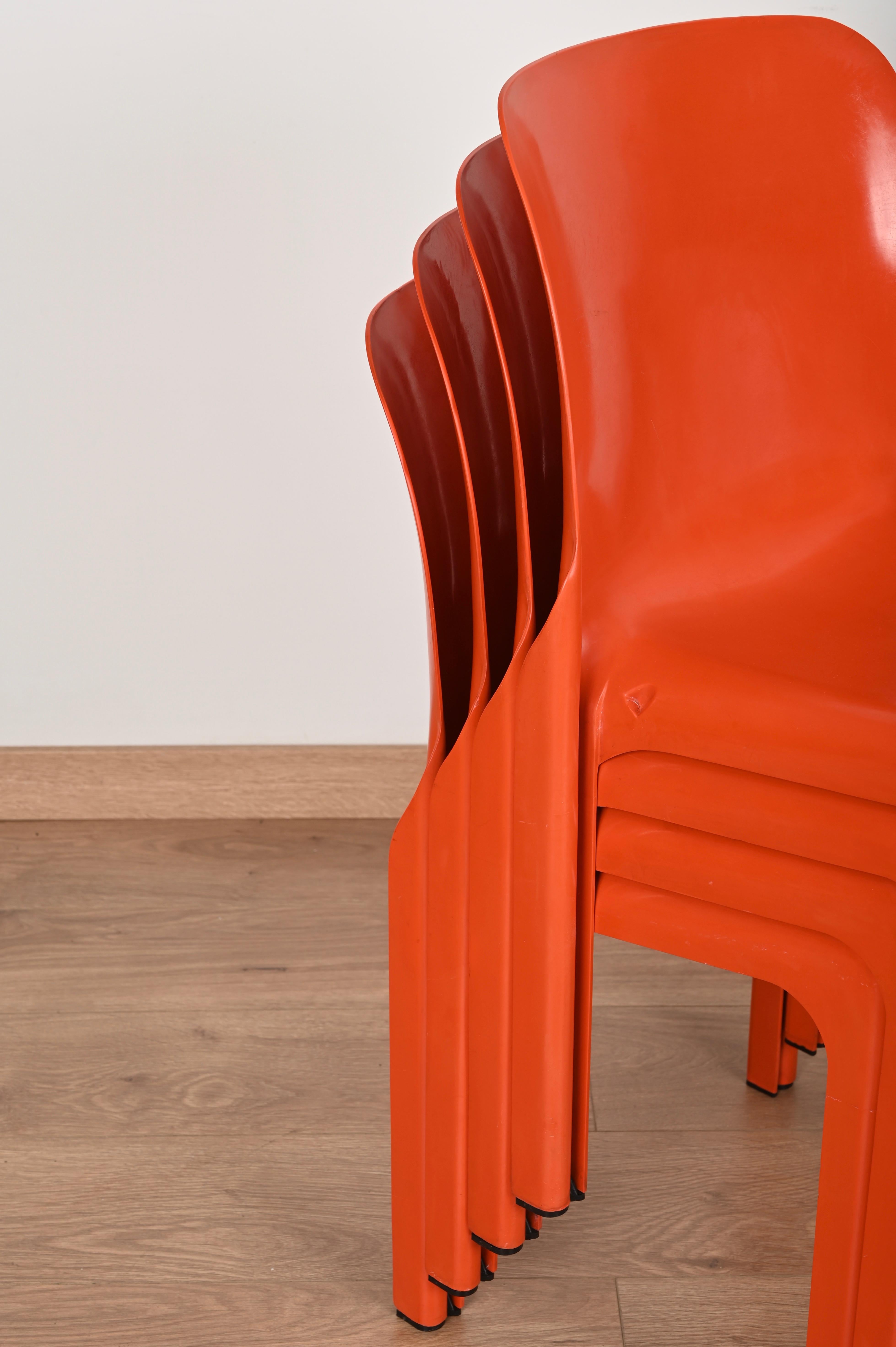 Set of 4 Orange Selene Chairs by Vico Magistretti for Artemide, Italy 1969 For Sale 7