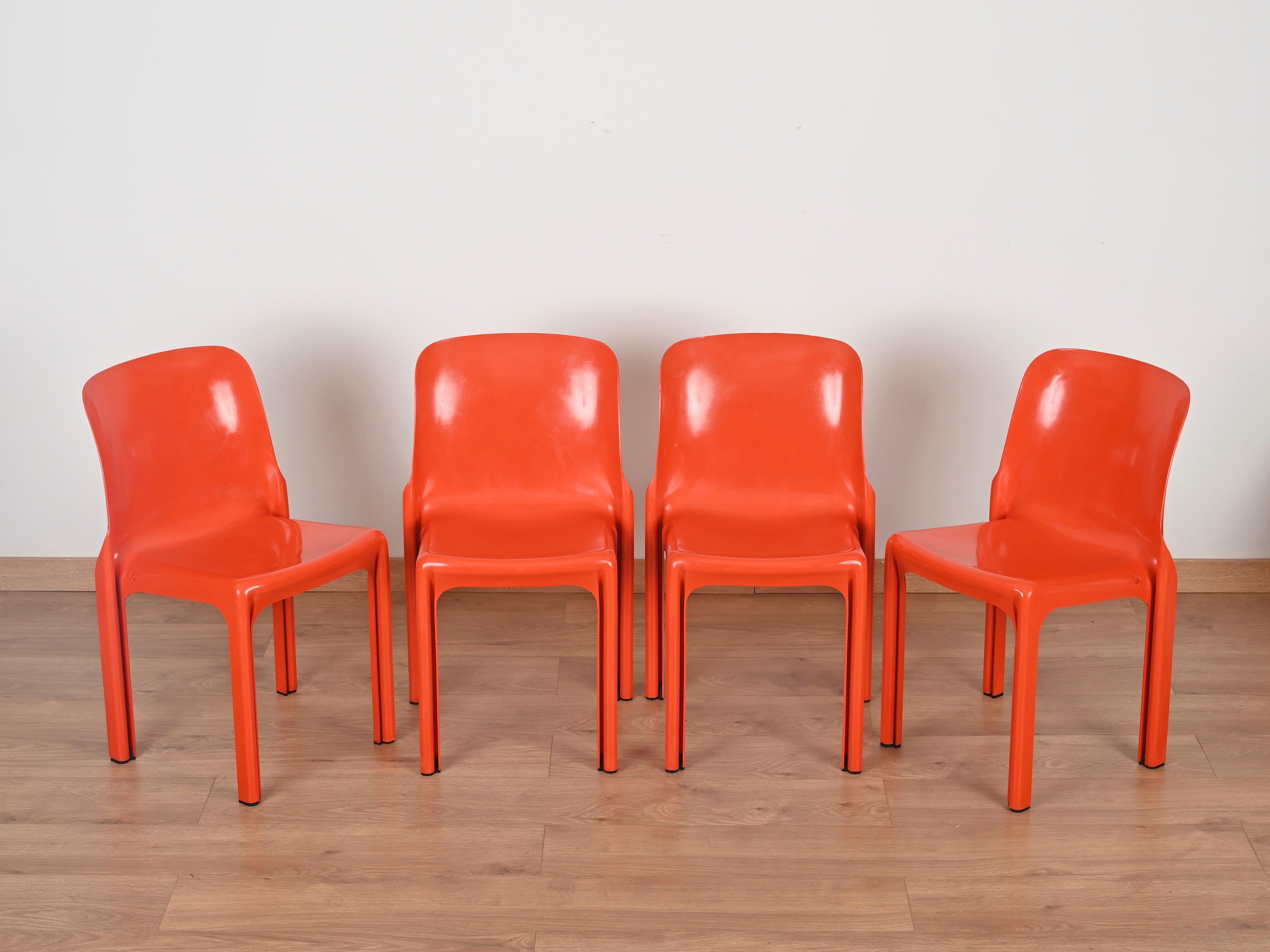 Set of 4 Orange Selene Chairs by Vico Magistretti for Artemide, Italy 1969 For Sale 8