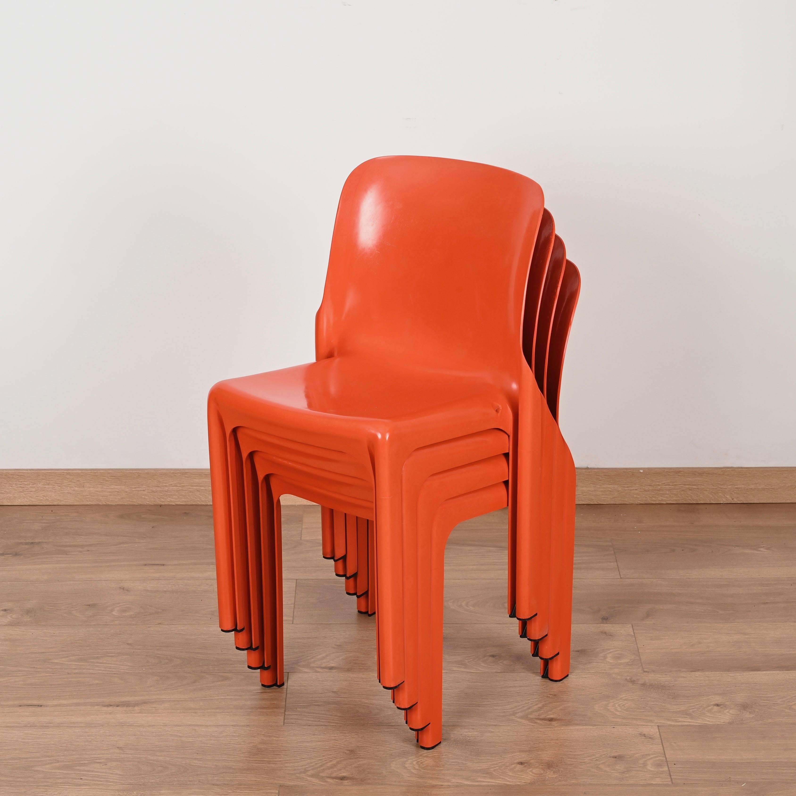 Mid-20th Century Set of 4 Orange Selene Chairs by Vico Magistretti for Artemide, Italy 1969 For Sale