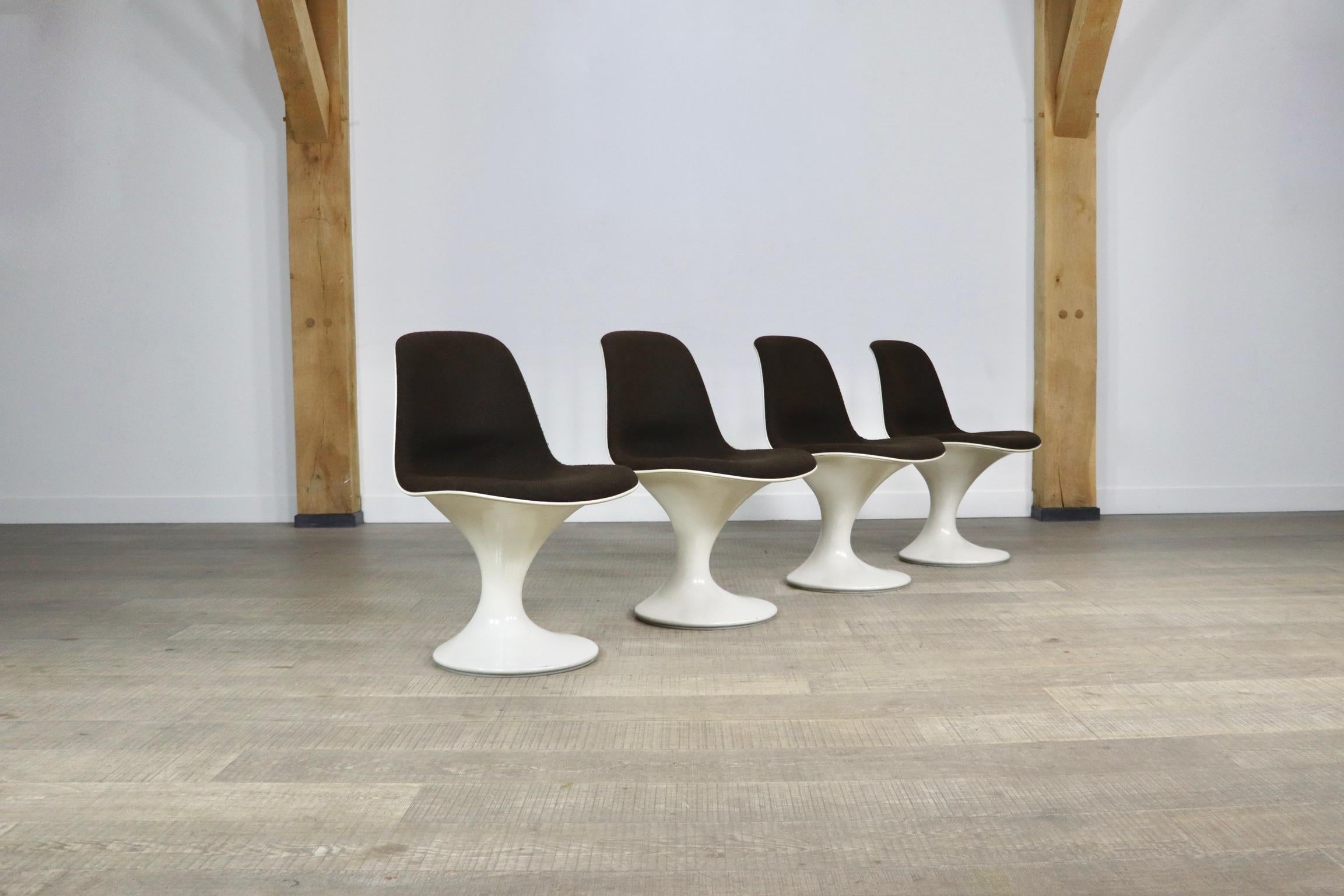 Set of 4 Orbit Chairs by Farner & Grunder for Herman Miller, 1965 In Good Condition In ABCOUDE, UT