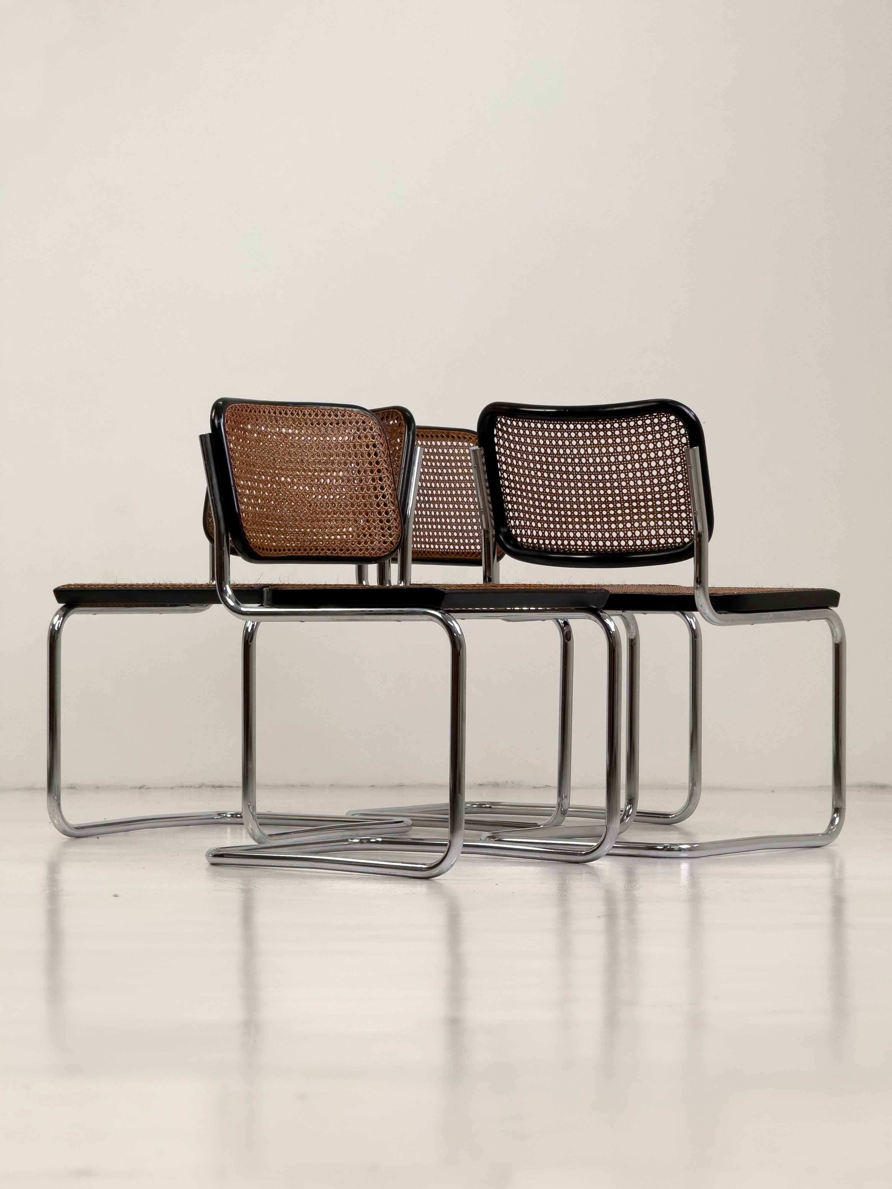 Set of 4 original B32 Cesca chairs by Marcel Breuer for Gavina, Italy, 1960s (Italienisch) im Angebot