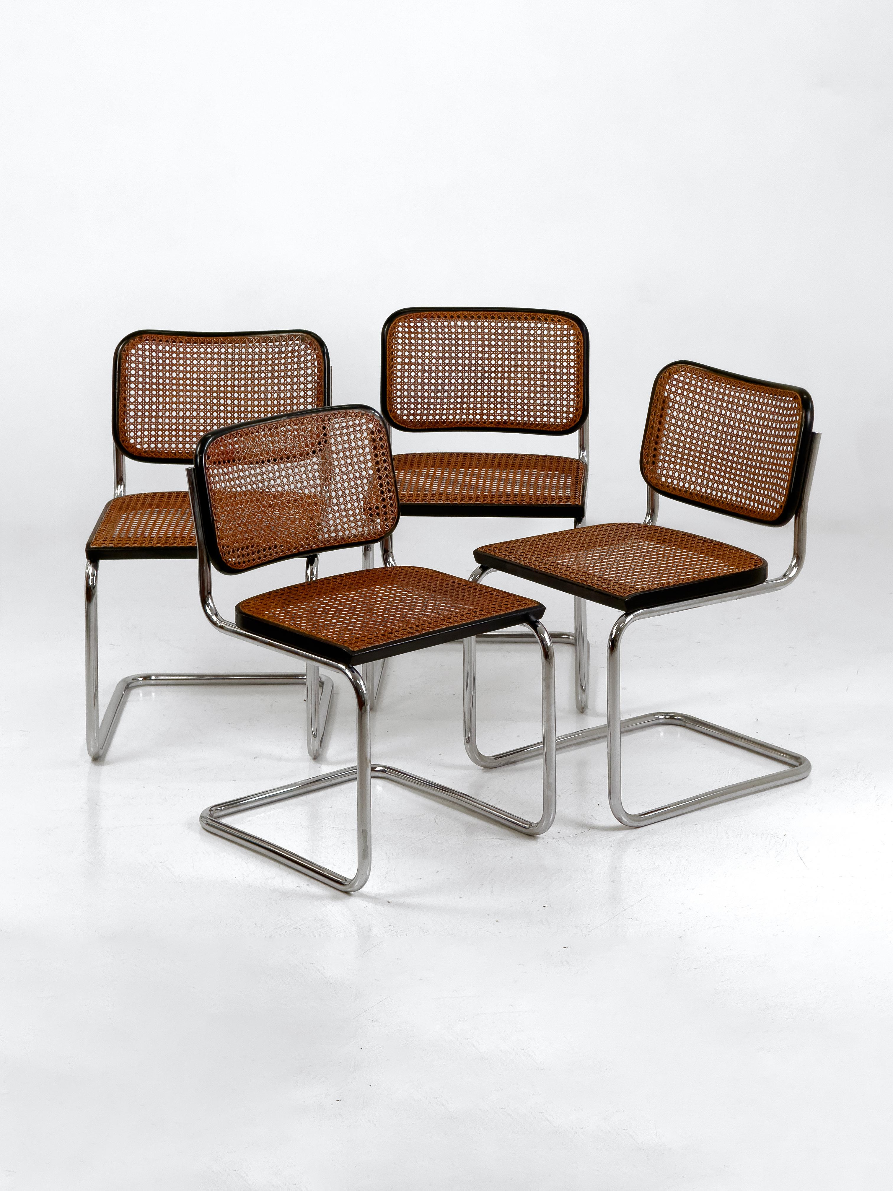Set of 4 original B32 Cesca chairs by Marcel Breuer for Gavina, Italy, 1960s (Stahl) im Angebot