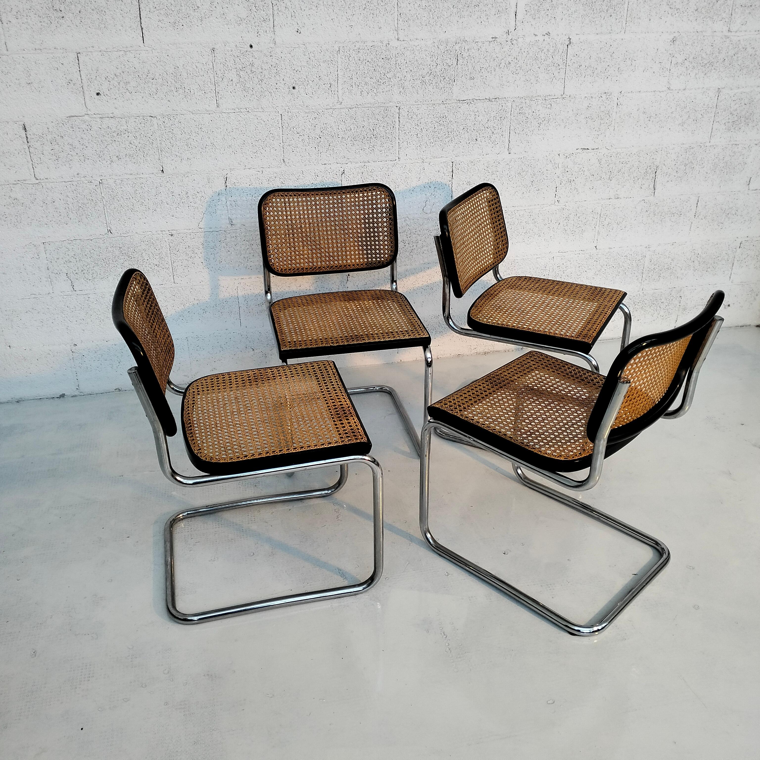 Acier Ensemble de 4 chaises Cesca originales, par Marcel Breuer pour Gavina, Italie en vente