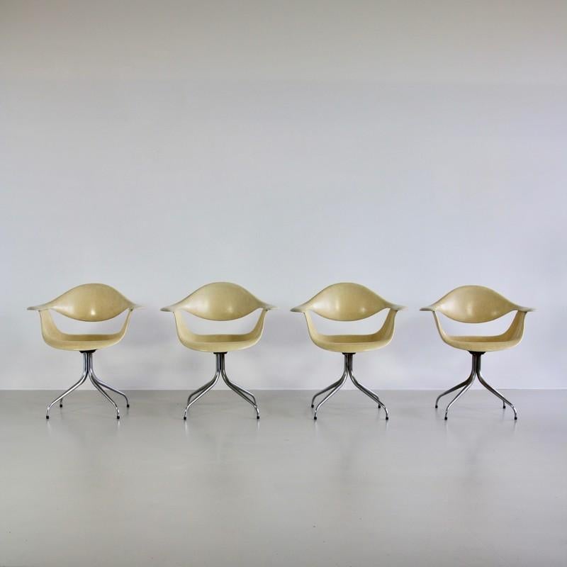 Set of 4 Original DAF Swag Leg Chairs by George Nelson In Good Condition In Berlin, Berlin