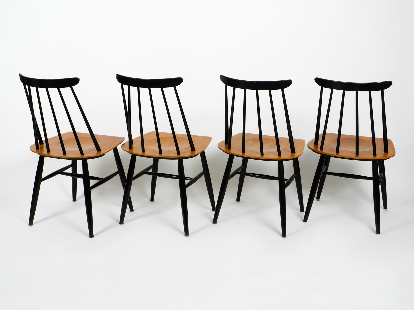 Mid-Century Modern Ensemble de 4 chaises originales Fanett par Ilmari Tapiovaara pour Asko Made in Finland