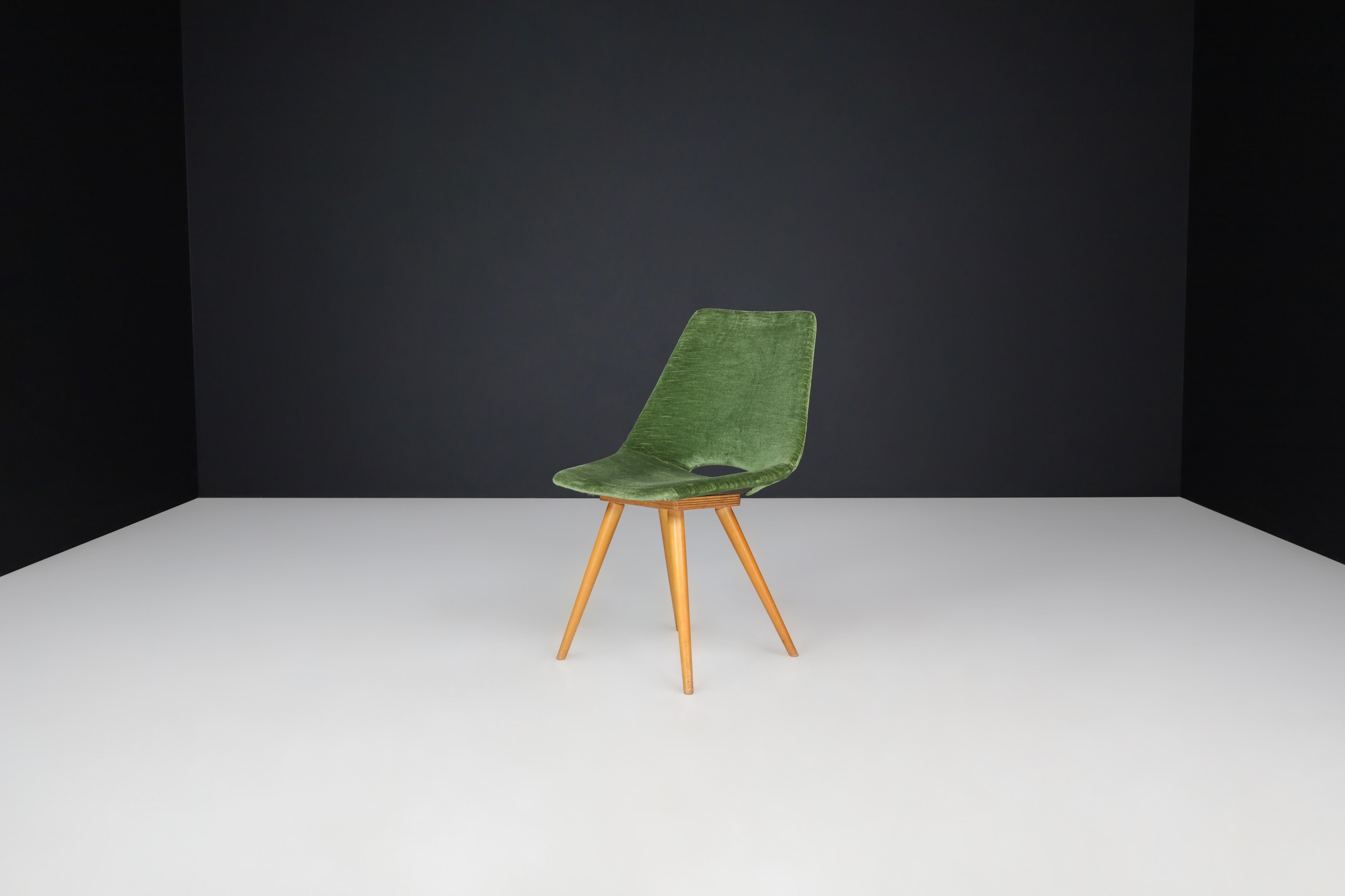Ensemble de 4 chaises de salle à manger originales Thonet en velours vert, années 1950 en vente 2