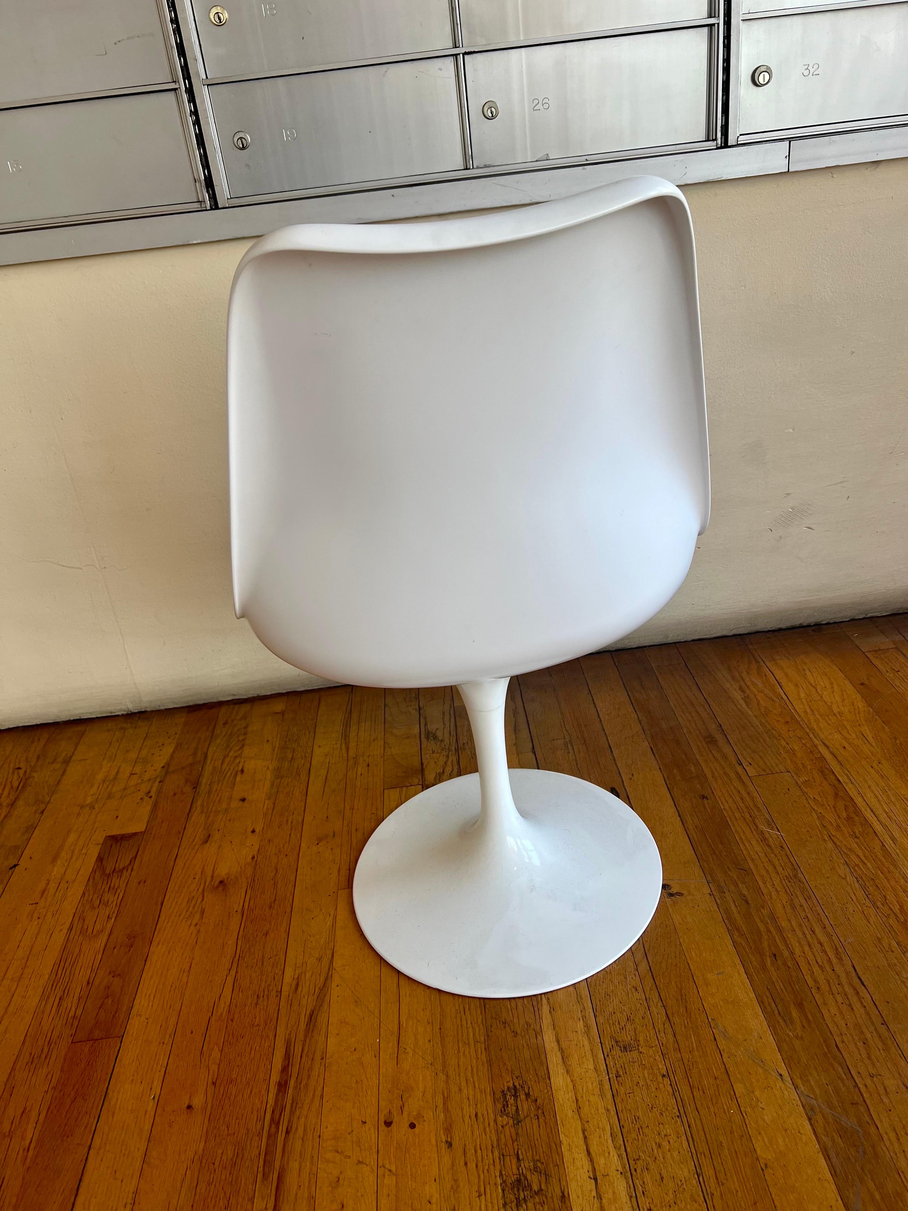 chaise tulipe occasion
