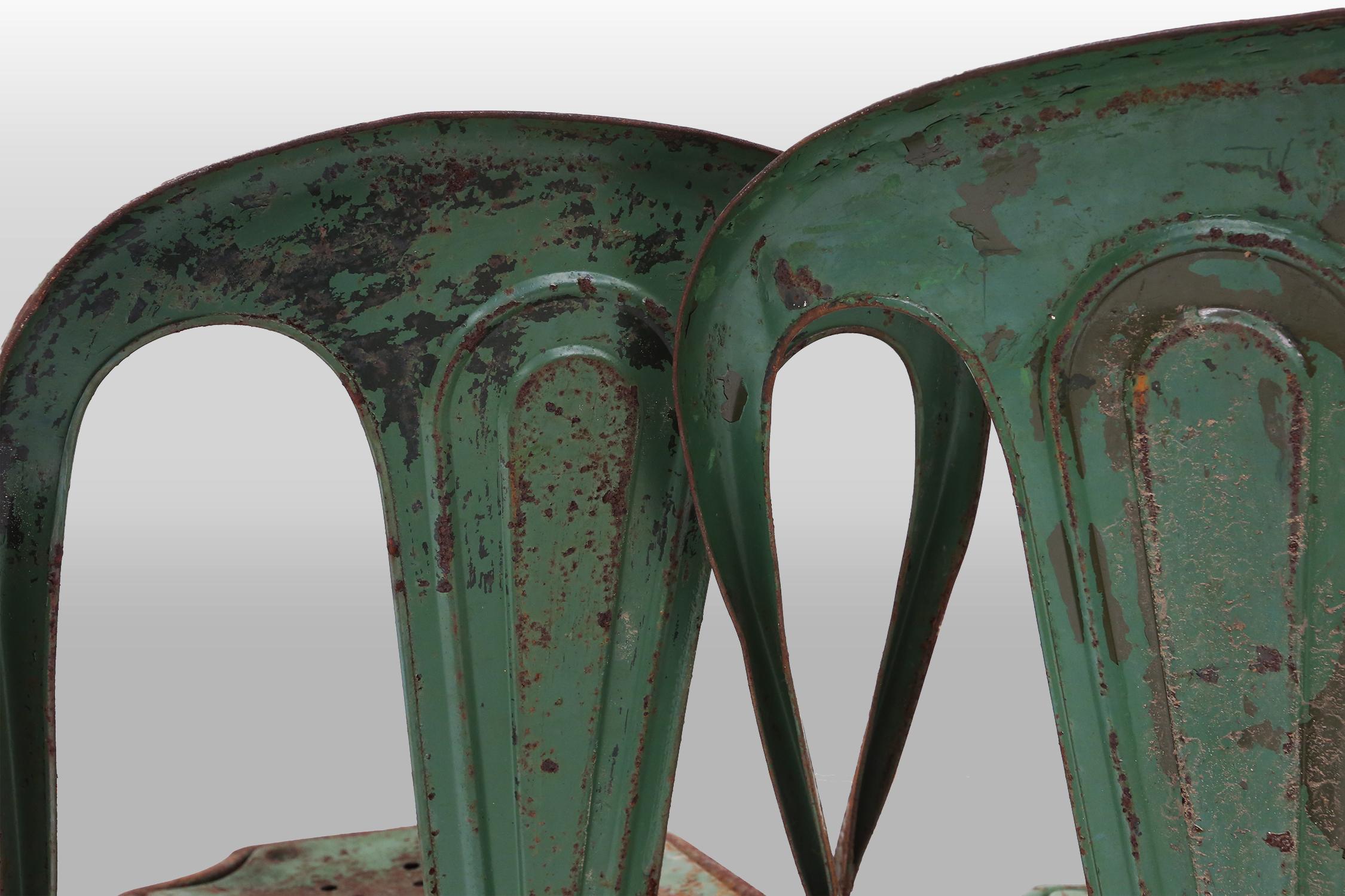 Lacquered Set of 4 original vintage Tolix model A chairs, France 1950s For Sale