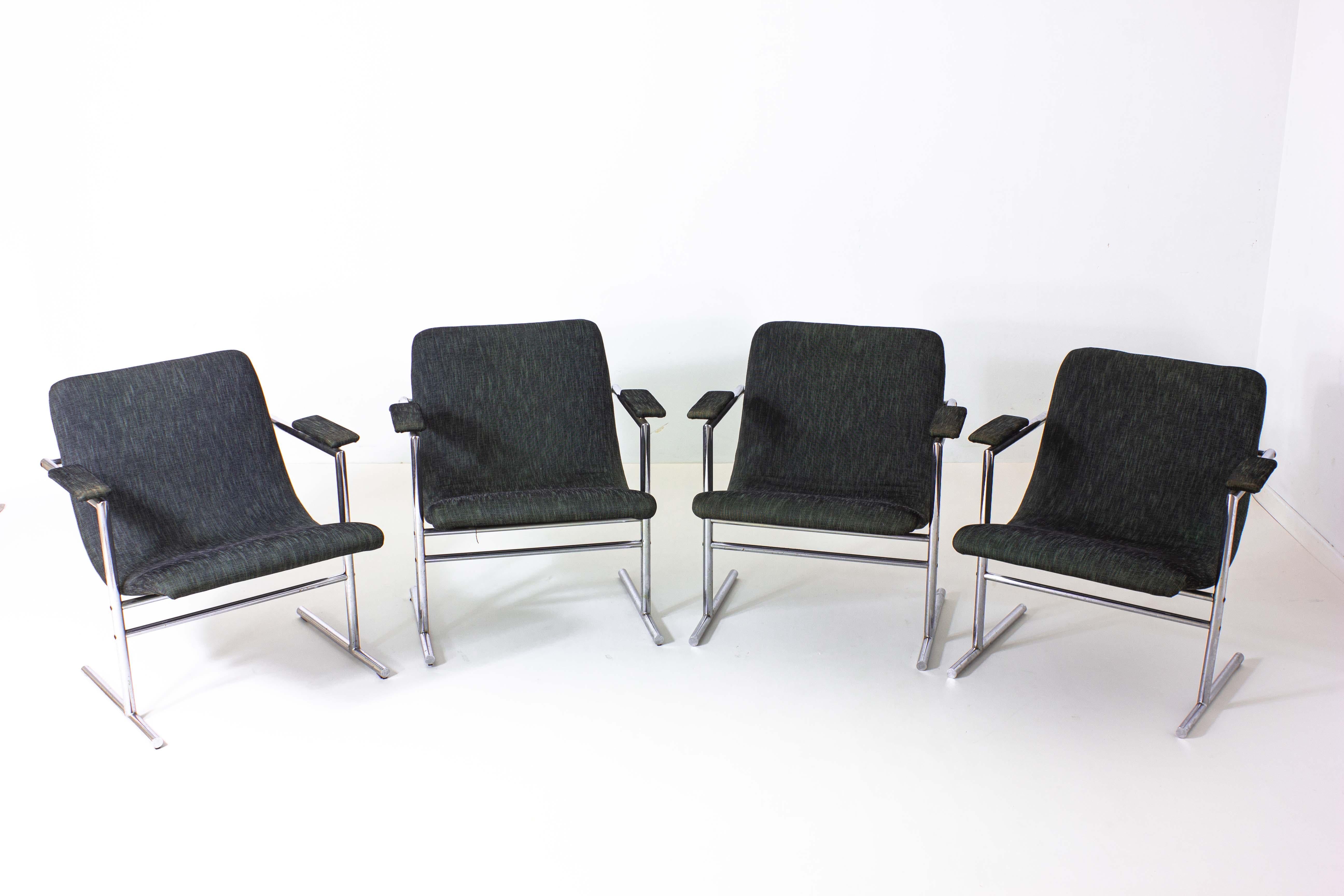Four dark grey white “Oslo” chairs available by Rudi Verelst for Novalux, 1960s.
These minimal chairs in chromed tubular steel and fabric are designed in a beautiful wave structure that makes the seating appear like it’s floating.