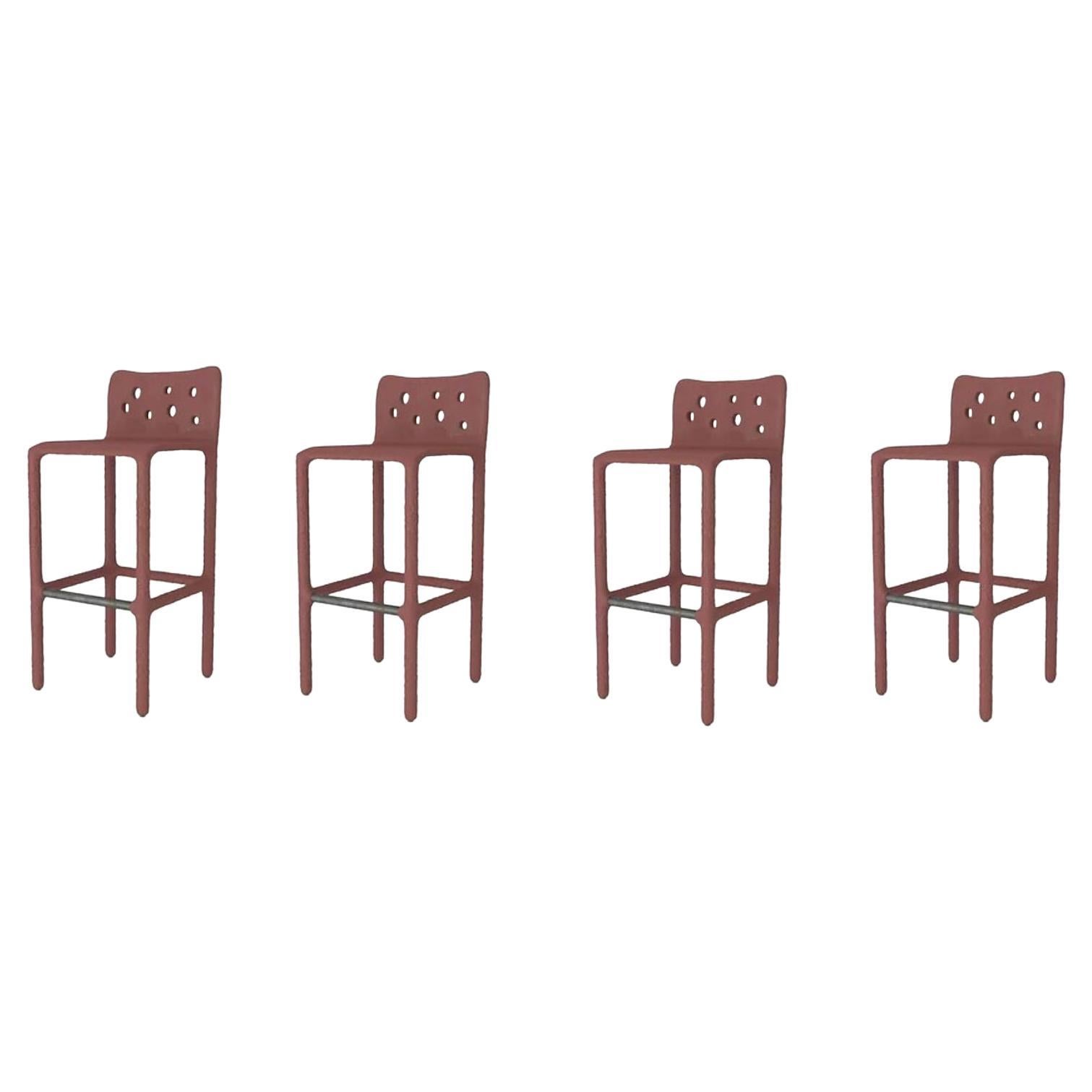 Satz von 4 roten geformten zeitgenössischen Stühlen für den Außenbereich von Faina