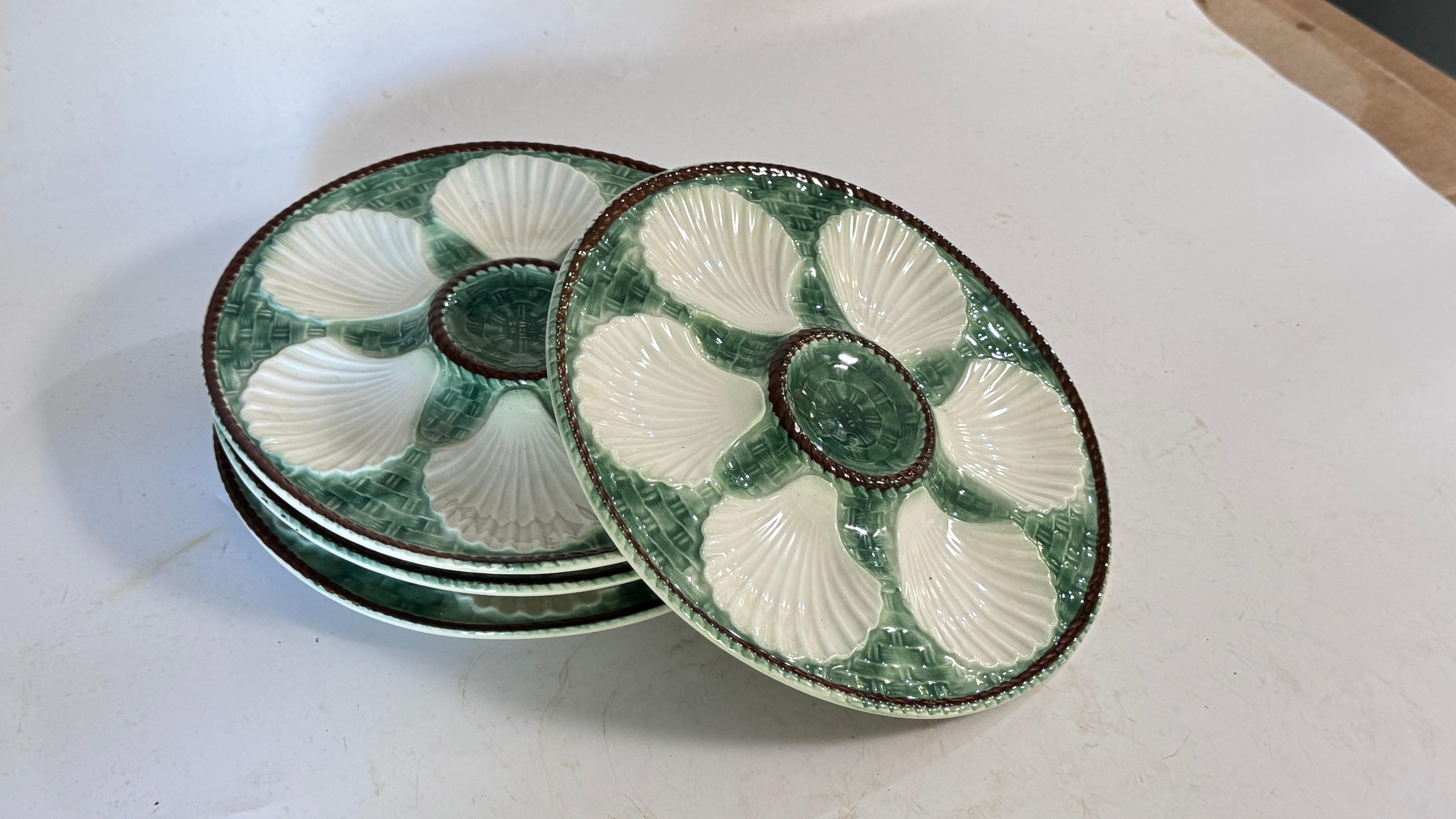 Set of 4 Oyster Plates – Majolica, 19th Century – Green, White & Brown Glaze For Sale 3