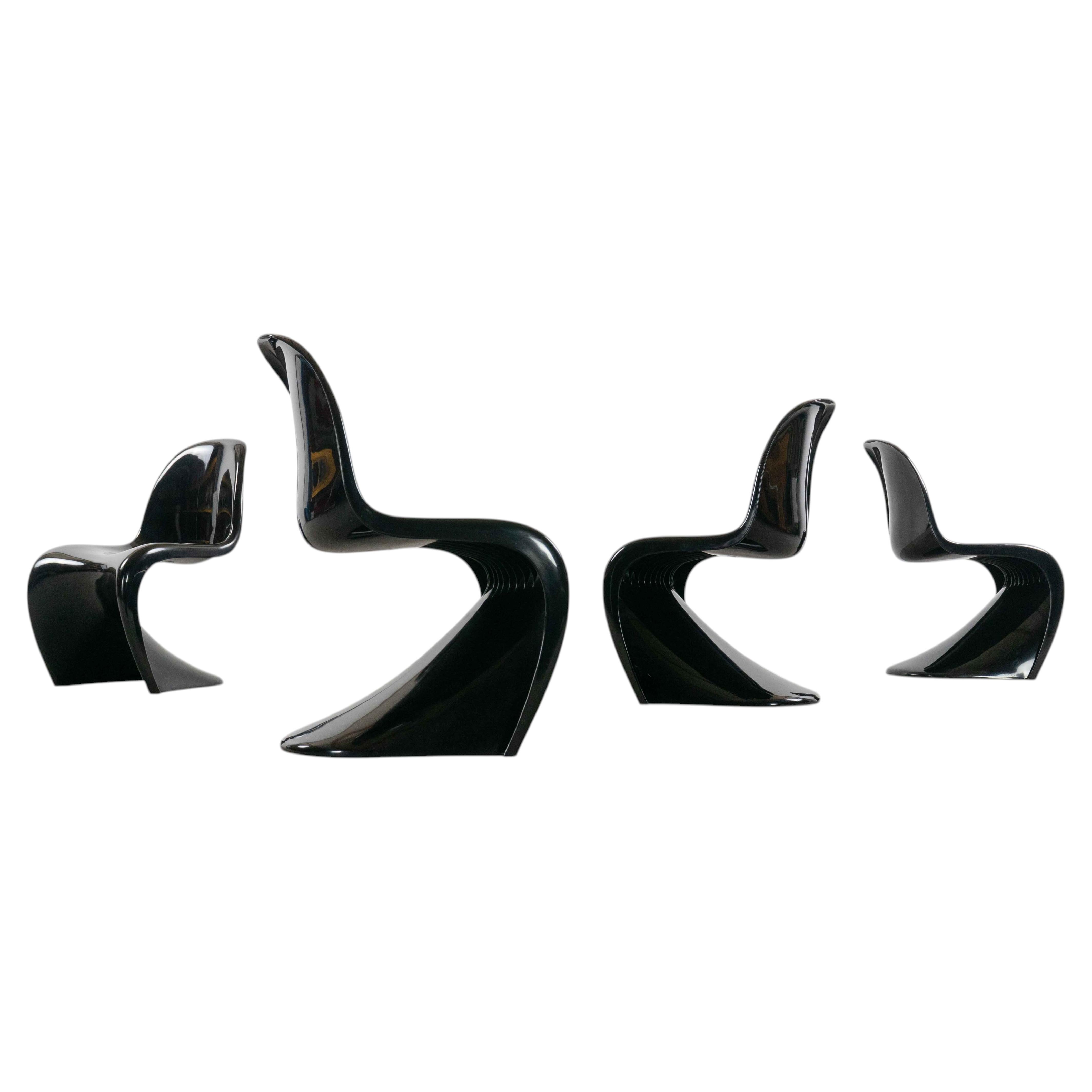 Set of 4 Panton Chairs in black Verner Panton for Herman Miller 1971