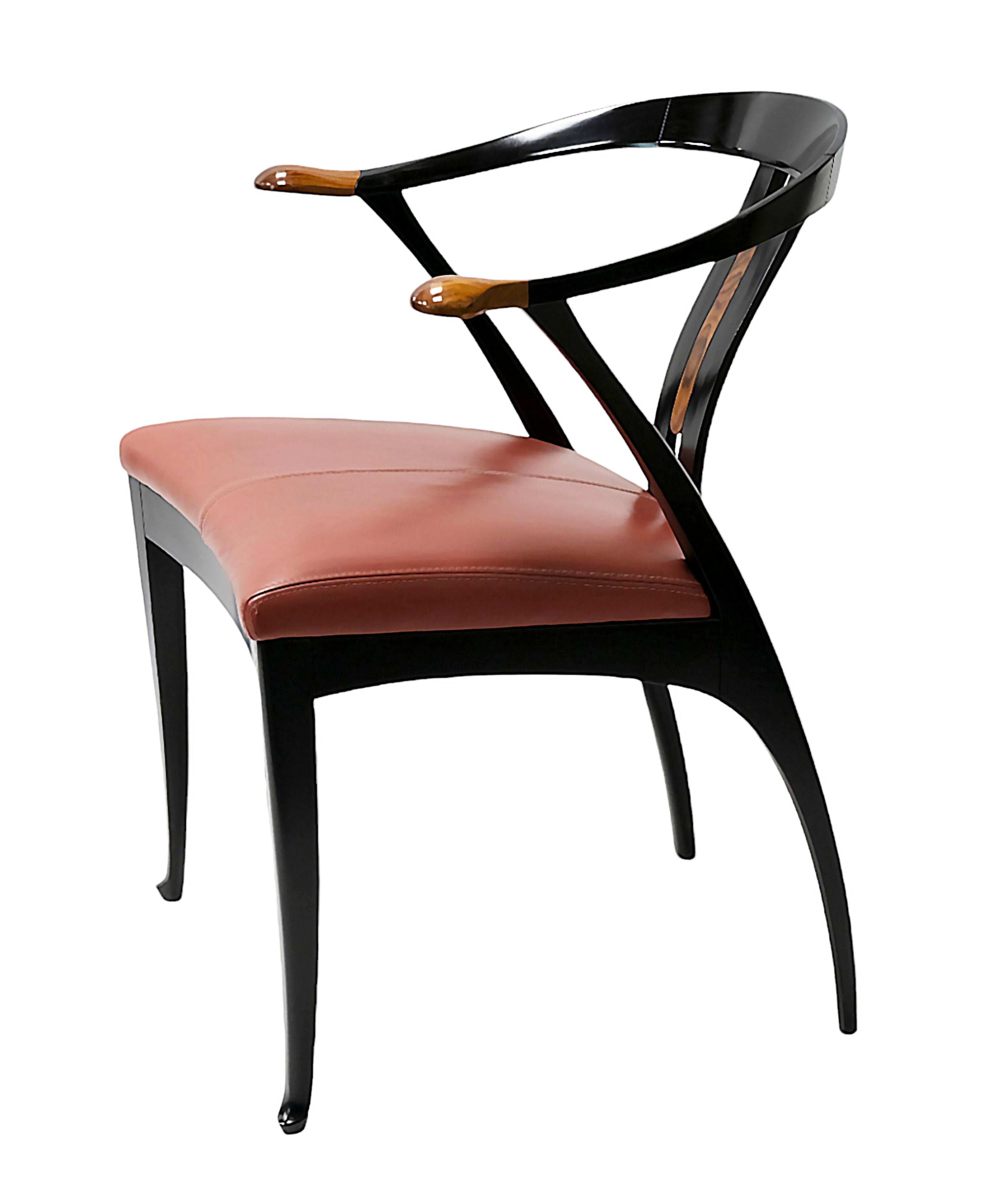 Jeu de 4 pièces. Chaises de salle à manger italiennes du milieu du siècle Giorgetti des années 1980 Bon état - En vente à Vilnius, LT