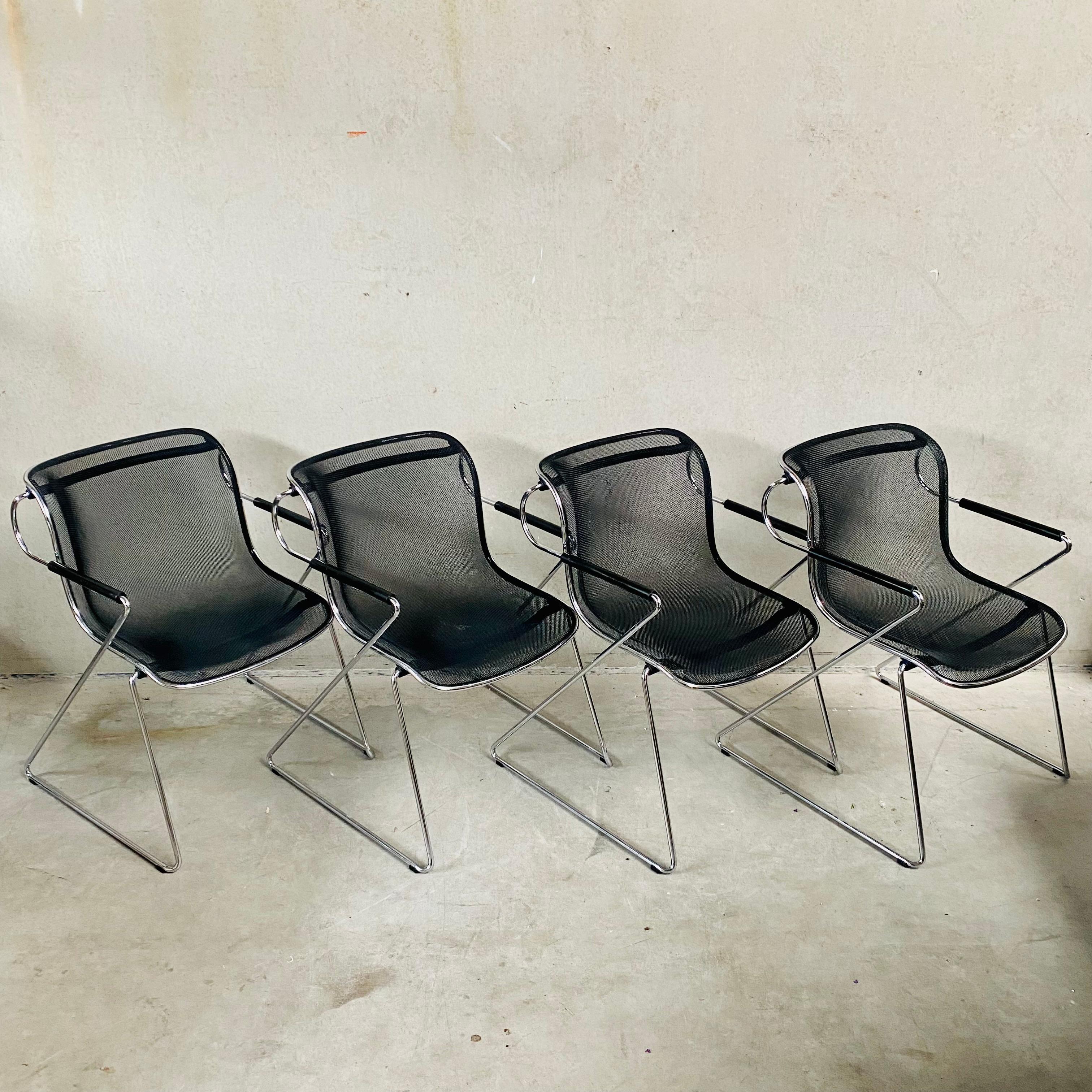 Fin du 20e siècle 4 chaises de salle à manger Castelli «PENELOPE » de Charles Pollock, Italie, 1980 en vente