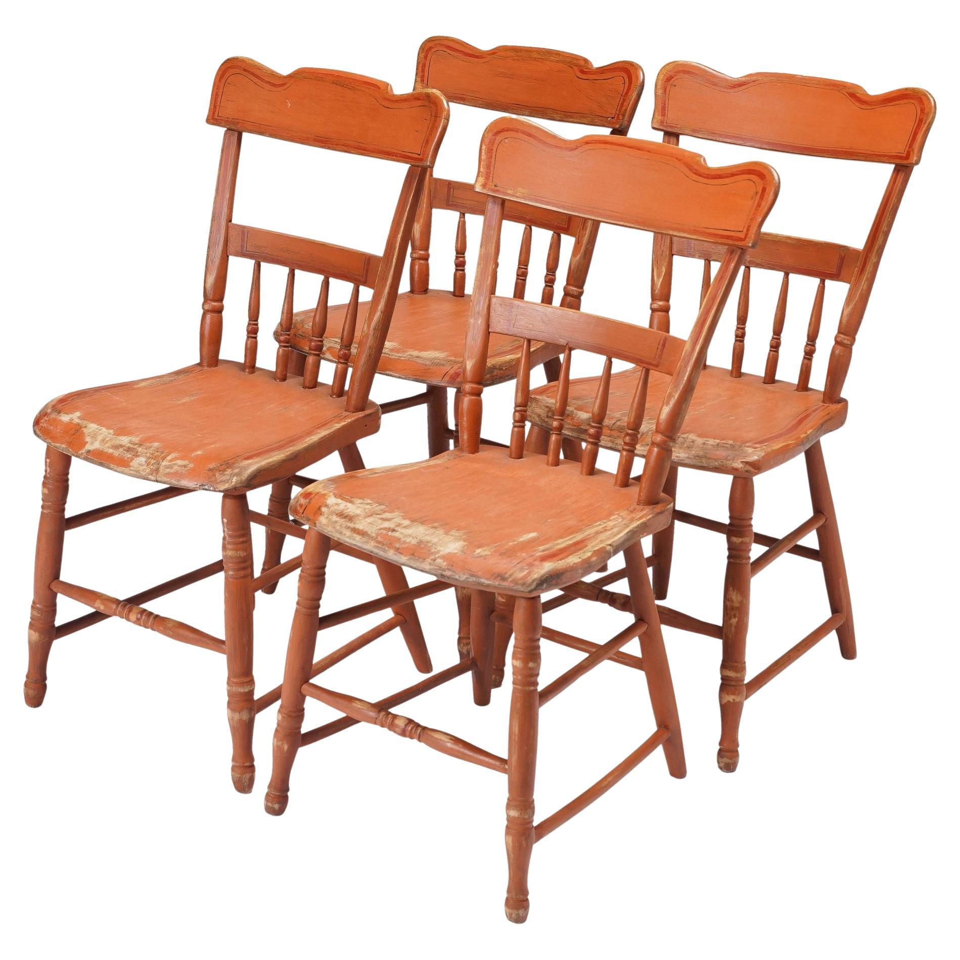 Ensemble de 4 chaises d'appoint Pennsylvanie à dossier demi-fuselé, C.I.C. 1840 en vente