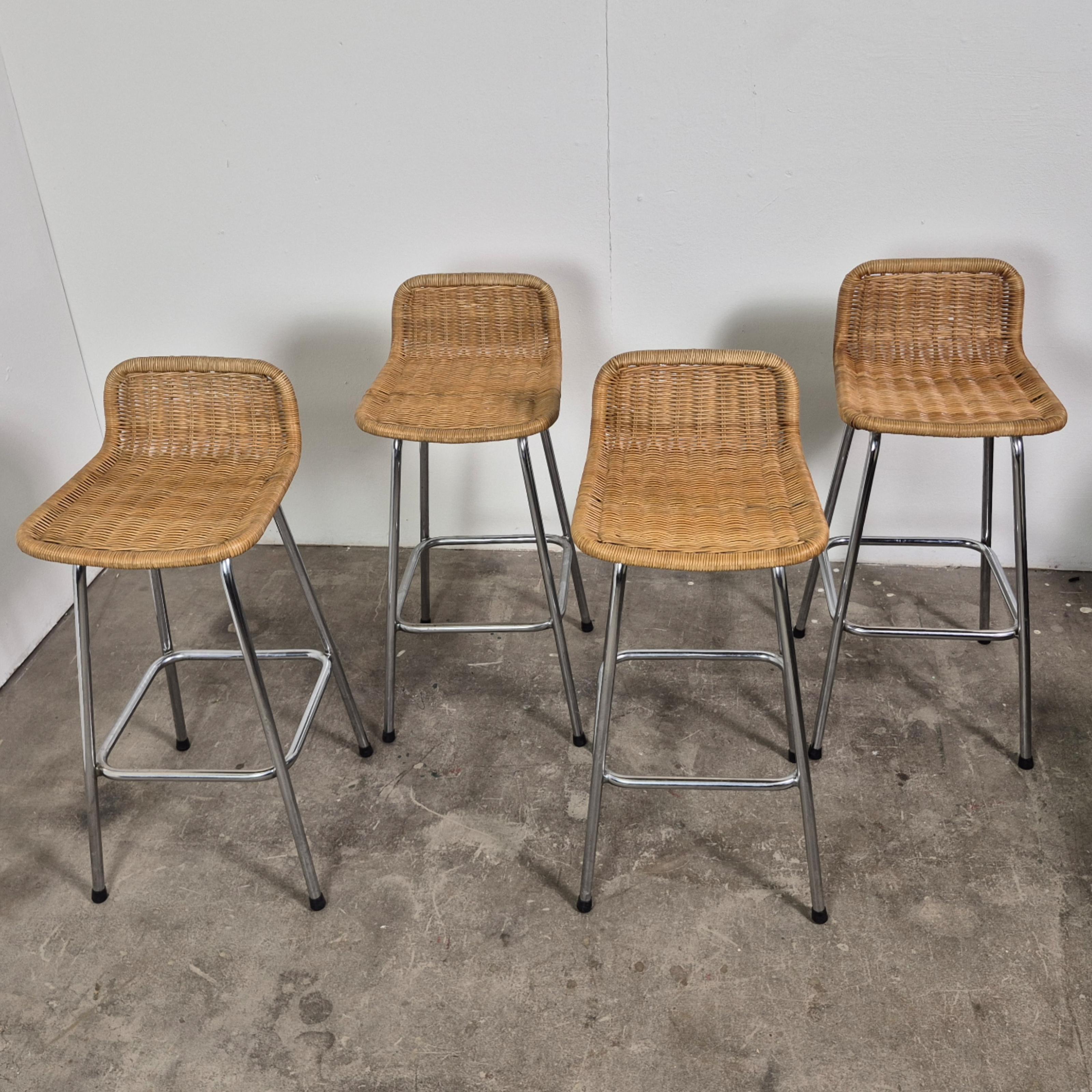Set of 4 Perriand style wicker and steel stools, Netherlands 1970s For Sale 5