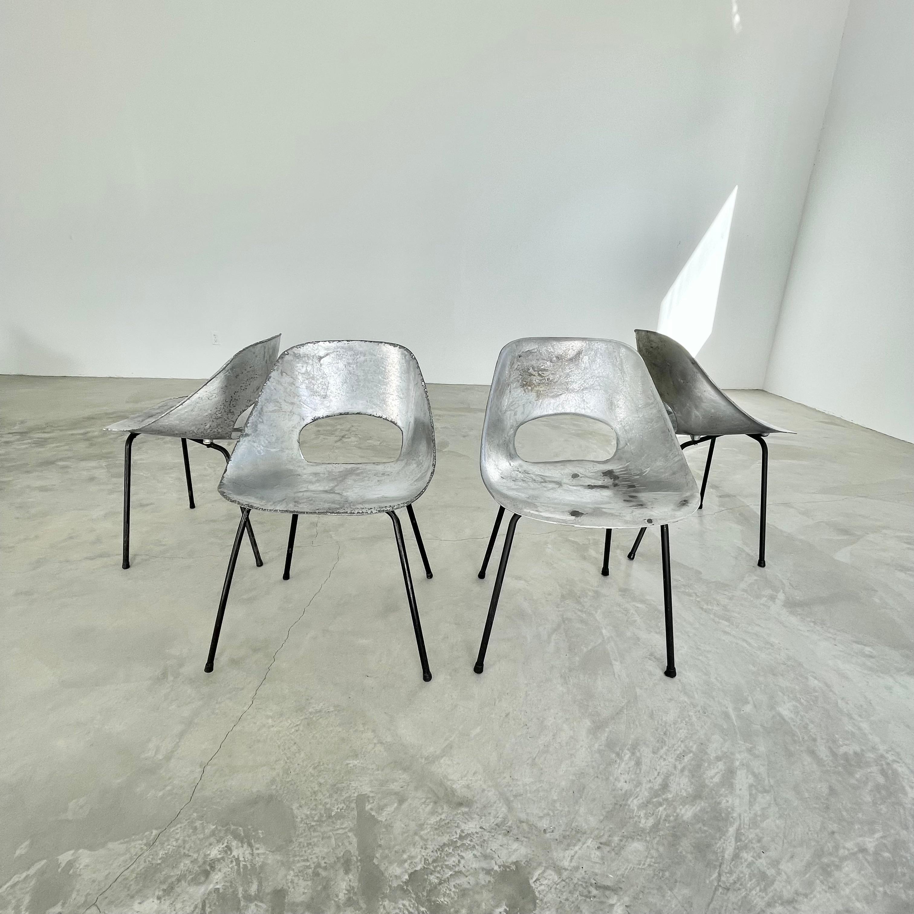 French Set of 4 Pierre Guariche Aluminum Chairs For Sale