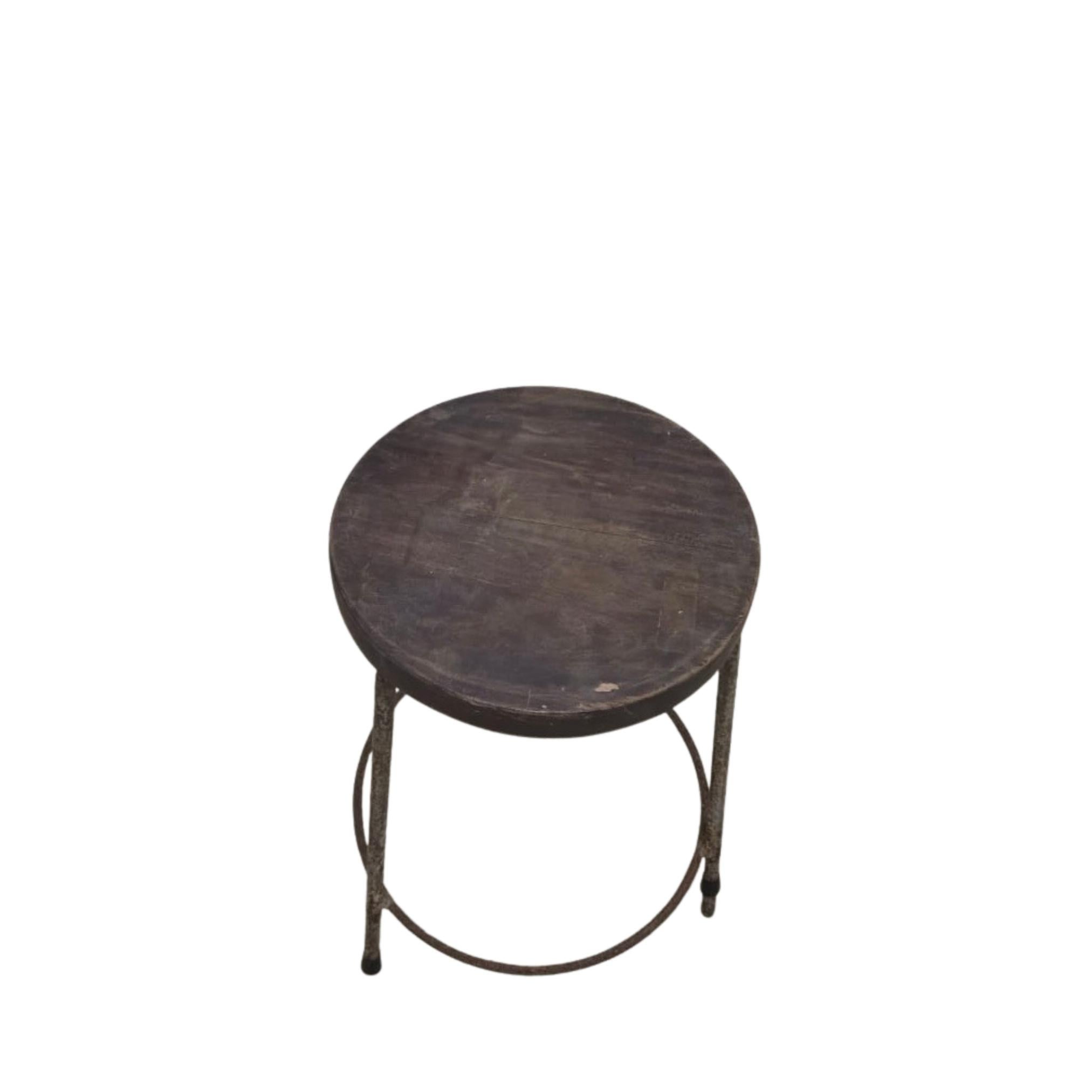 Ensemble de 4 tabourets en teck et fer de Pierre Jeanneret PJ-SI-57-A, Chandigarh, 1952 en vente 2