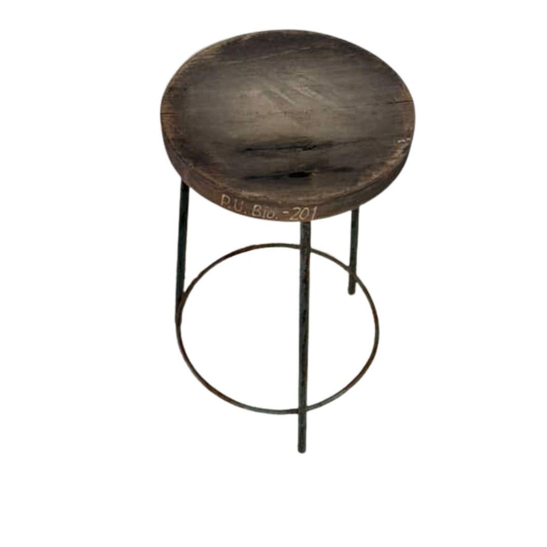 Hand-Crafted Set of 4 Pierre Jeanneret Teak and Iron Stools PJ-SI-57-A, Chandigarh, 1952 For Sale
