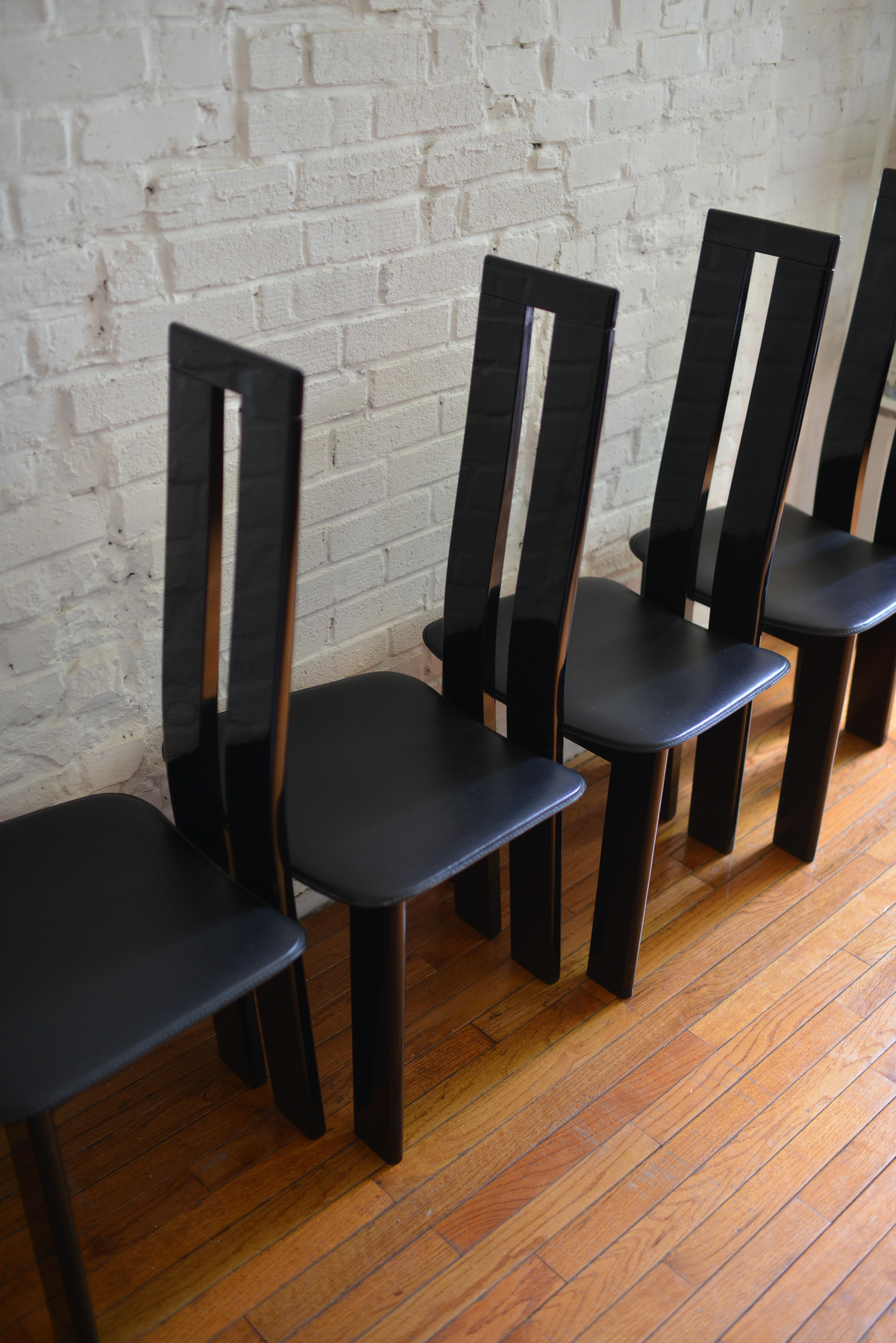 Set of 4 Pietro Costantini Post Modern Dining Chairs, Made in Italy, 1970s In Good Condition For Sale In Brooklyn, NY