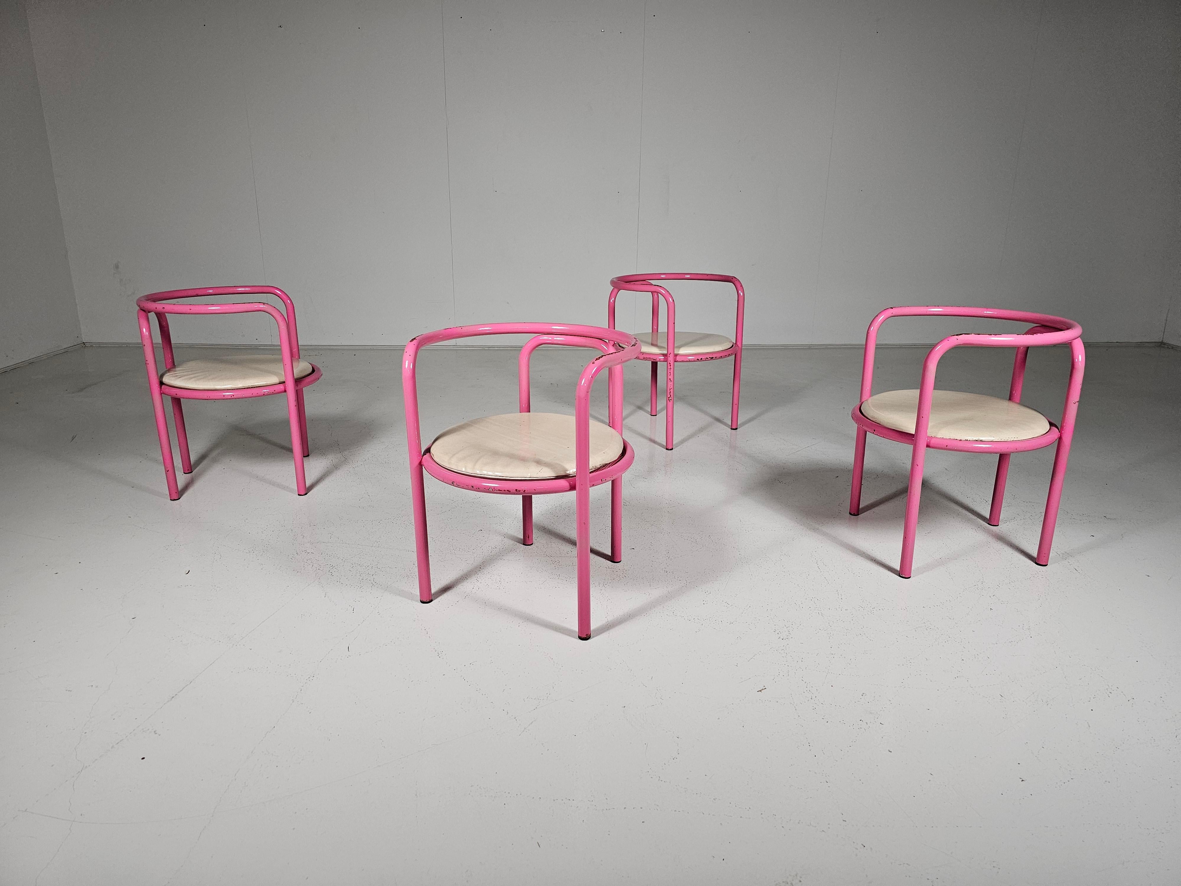 Set di 4 sedie Locus Solus rosa di Gae Aulenti per Poltronova, anni '60 in vendita 1