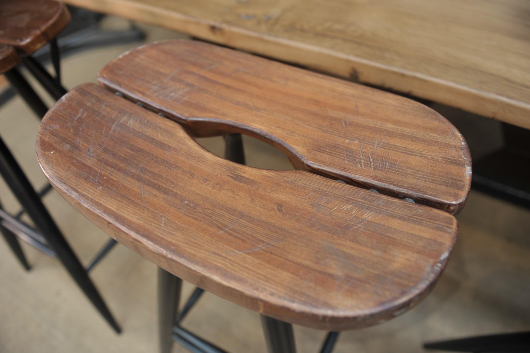 Set of 4 Pirkka Bar Stool by Ilmari Tapiovaara For Sale 1