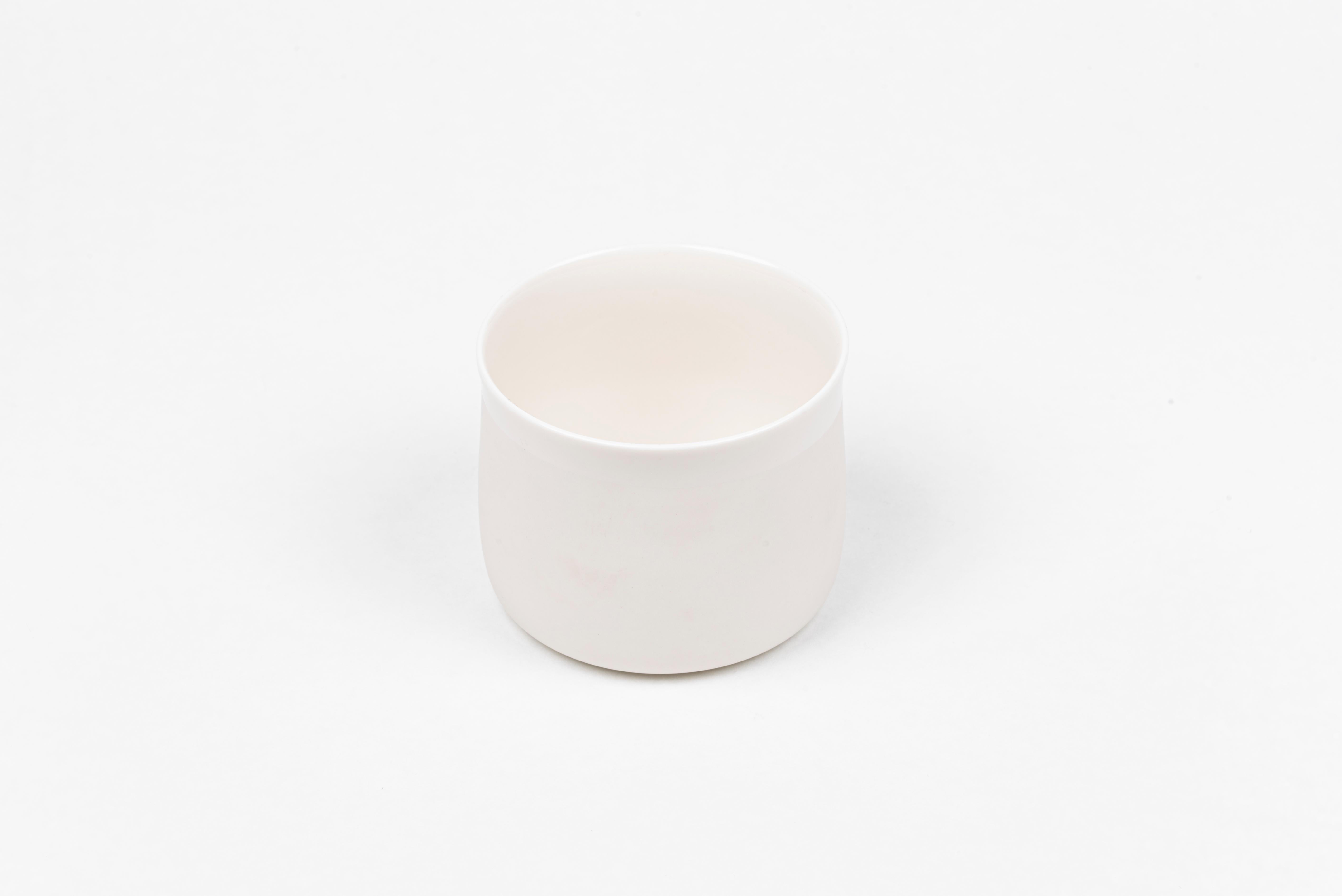Post-Modern Set of 4 Plain Cup by Studio Cúze For Sale