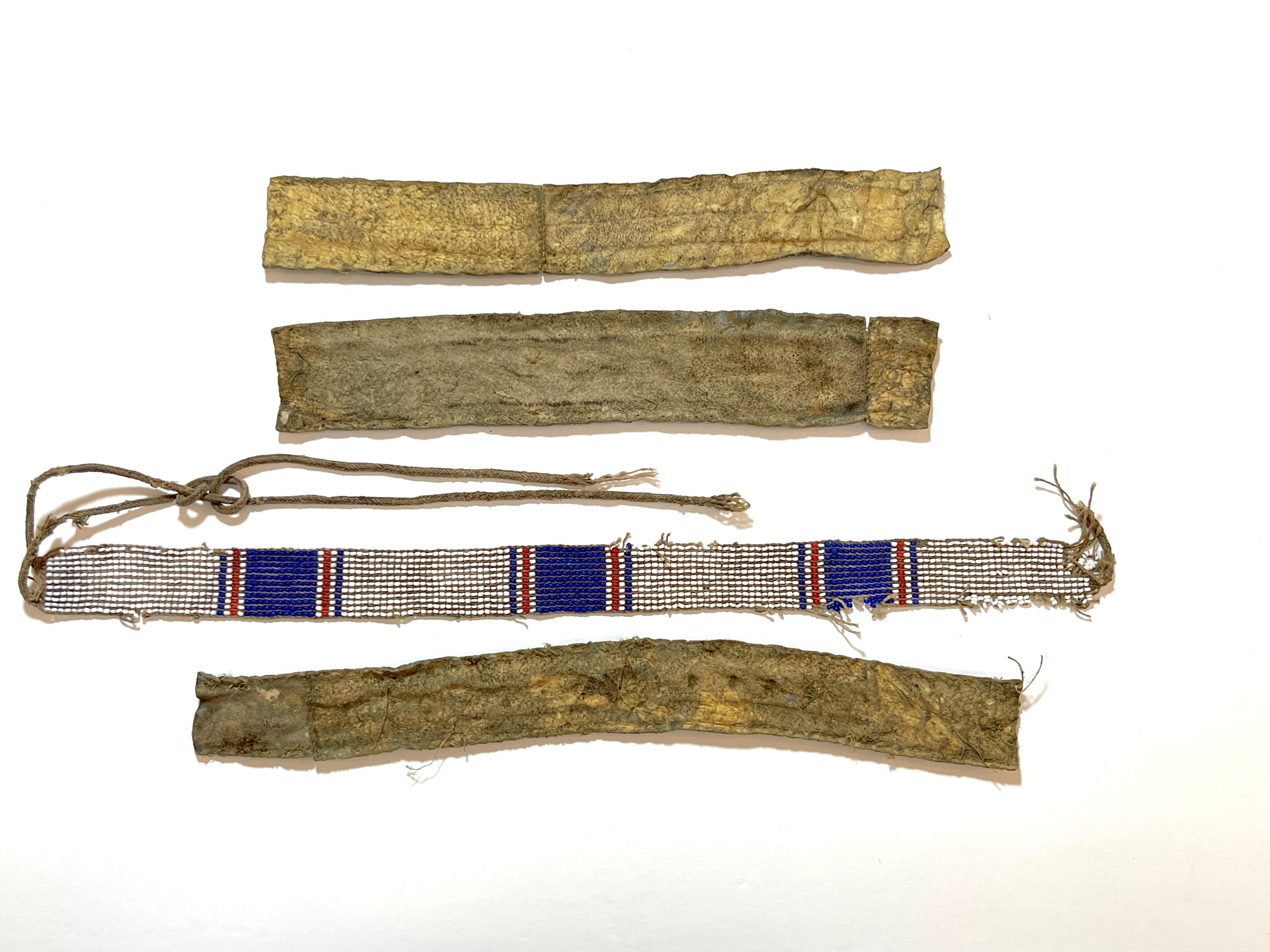 20ième siècle Ensemble de 4 bandes de perles cérémoniales à motif de drapeau américain Plains Tribe  en vente