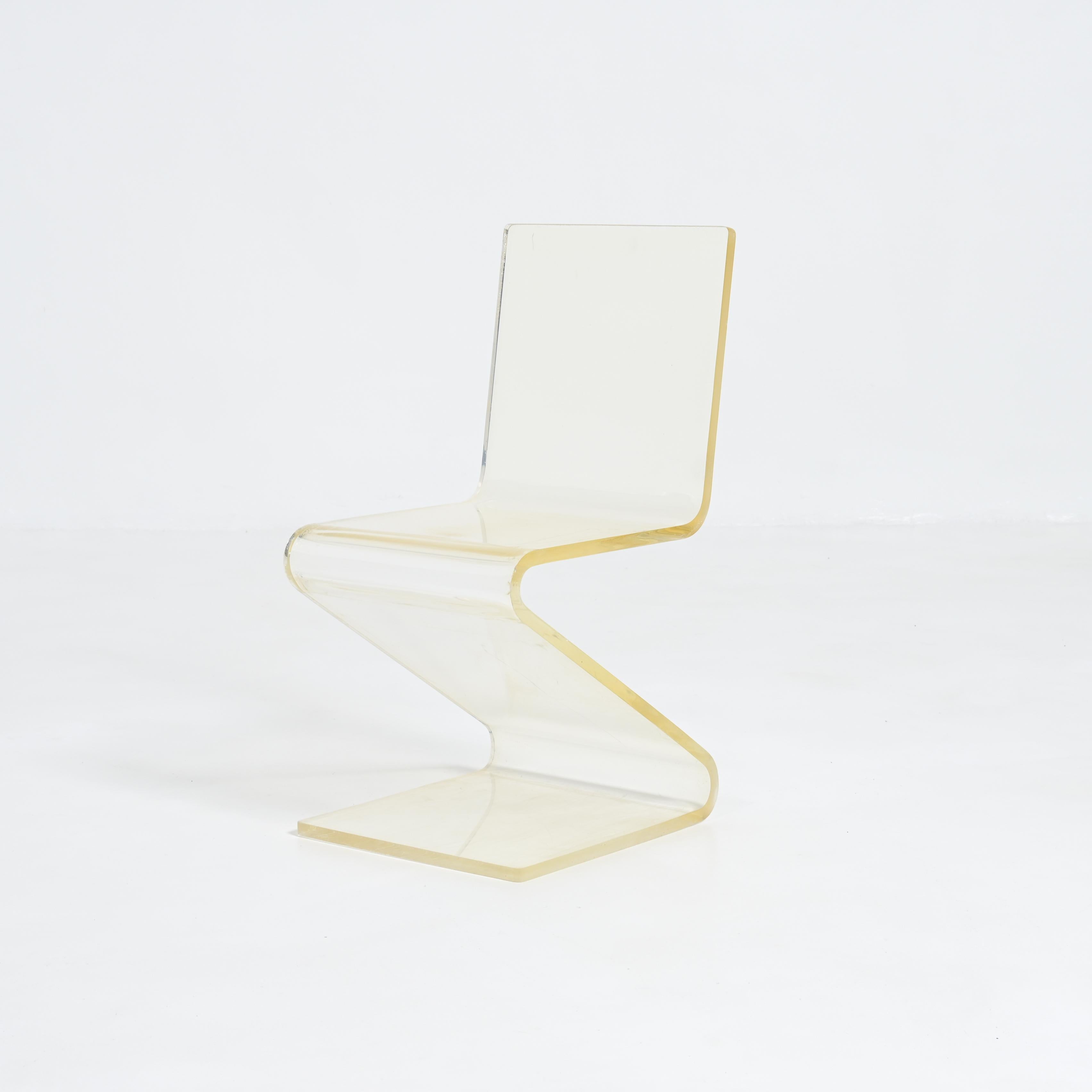 Set of 4 Plexiglass Zig Zag Chairs For Sale 7