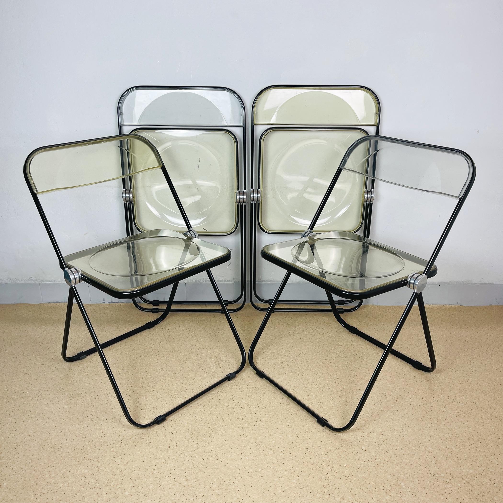 Set of 4 Plia Folding Chairs by Giancarlo Piretti for Castelli, Italy, 1970s In Good Condition In Miklavž Pri Taboru, SI