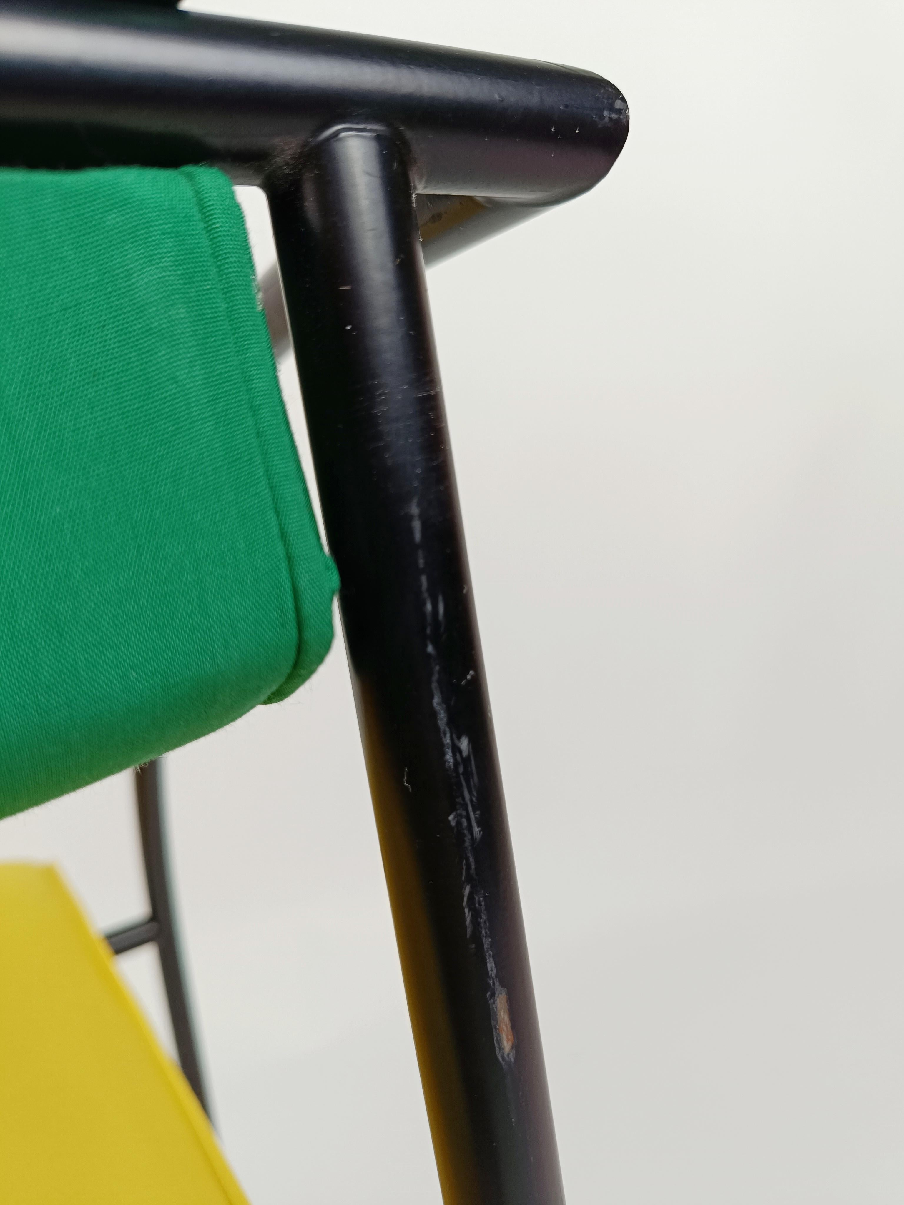 Set of 4 Post Modern Chairs Model Vienna by Rodney Kinsman for Bieffeplast For Sale 7