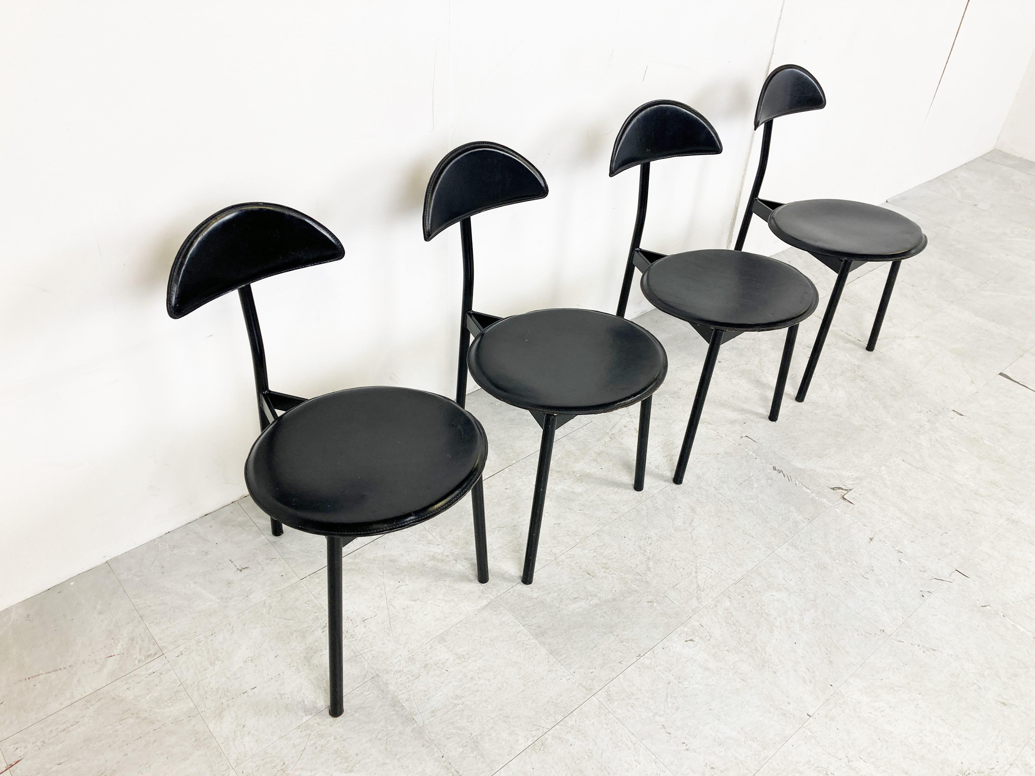 Set of 4 Post Modern Dining Chairs by Linea Veam, 1980s In Good Condition For Sale In HEVERLEE, BE