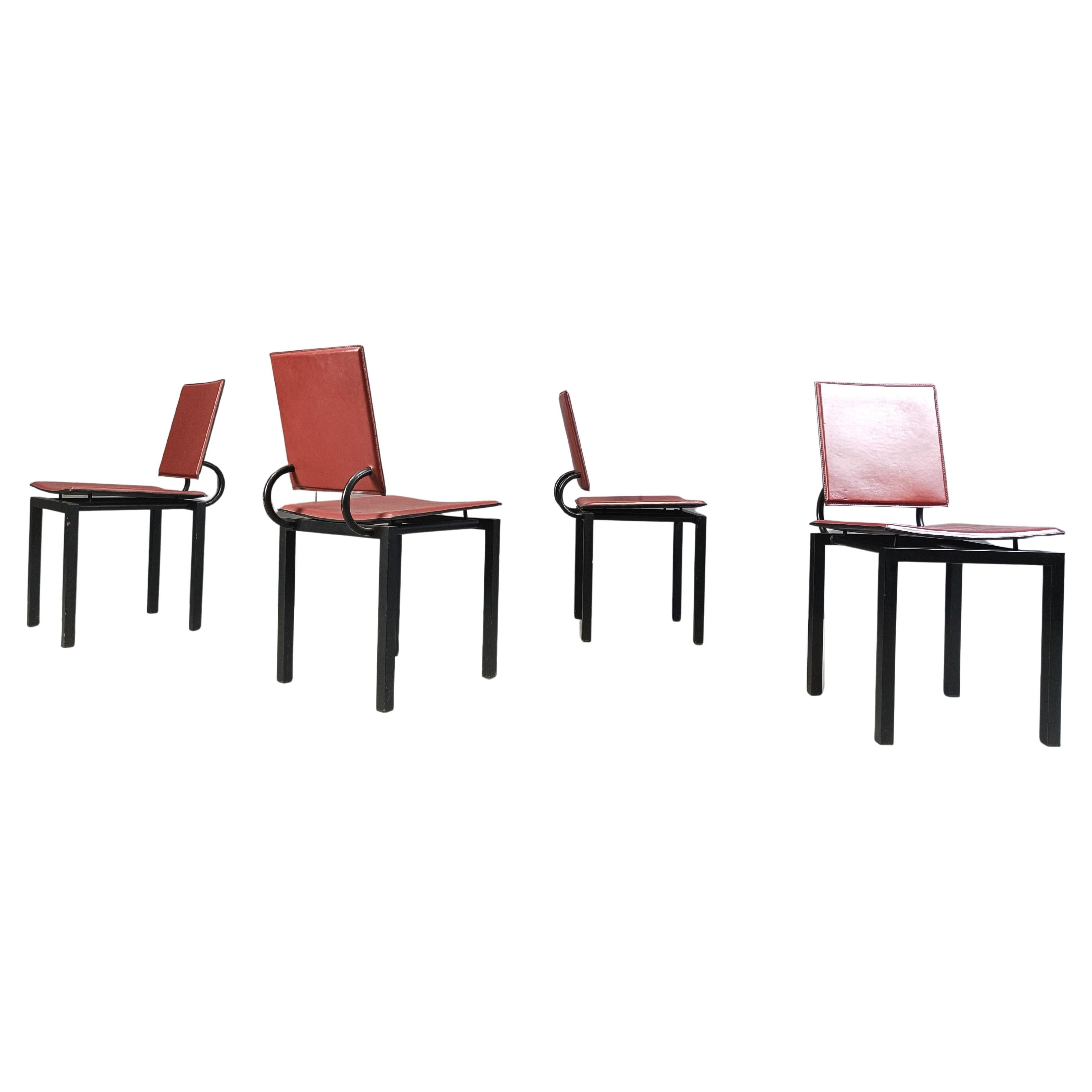 Set of 4 Post modern italian dining chairs, 1980s