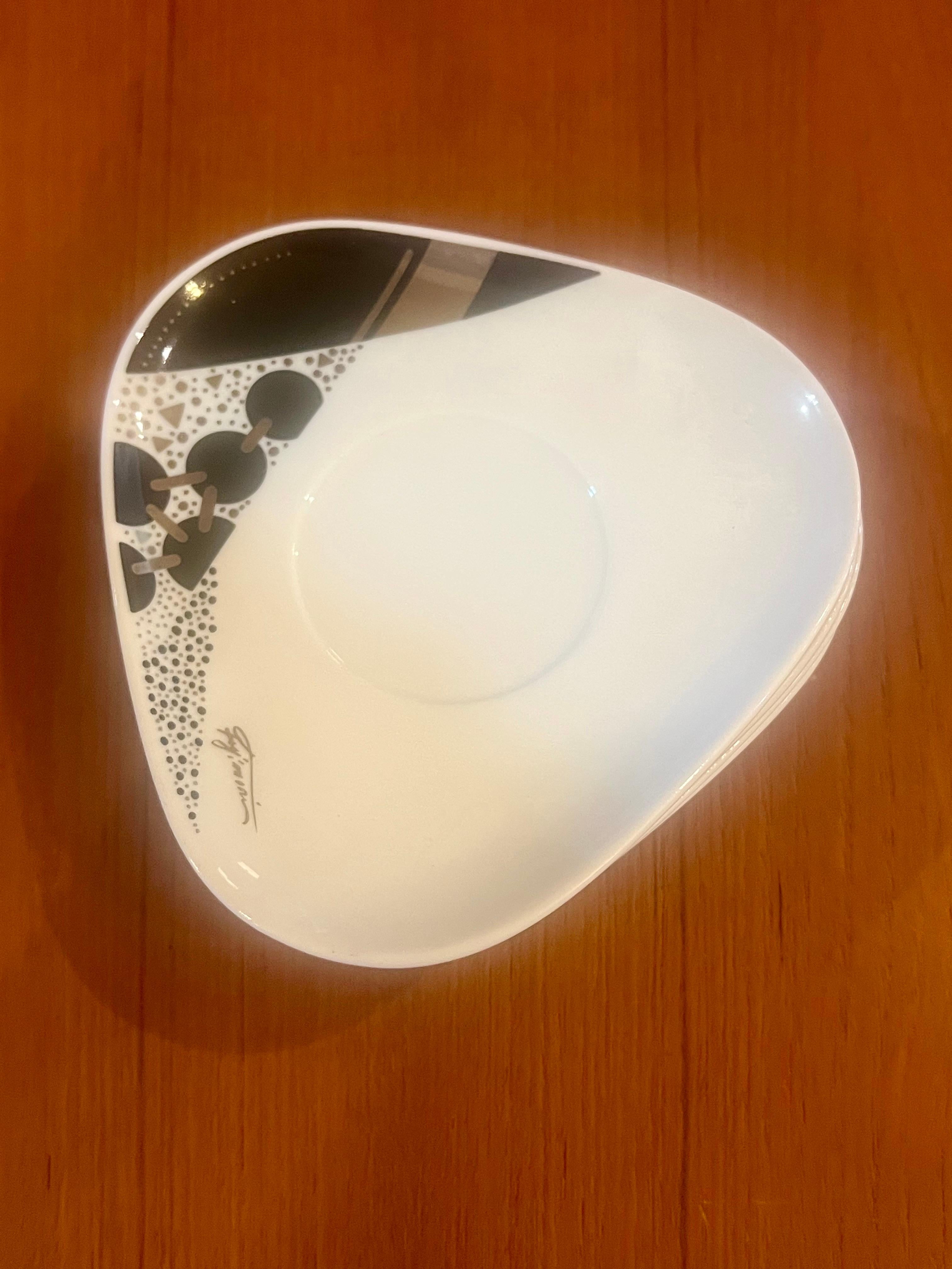 Satz von 4 Post Modern / Memphis Era Tellern von Kato Kogei für Fujimori Sonata (Japanisch) im Angebot