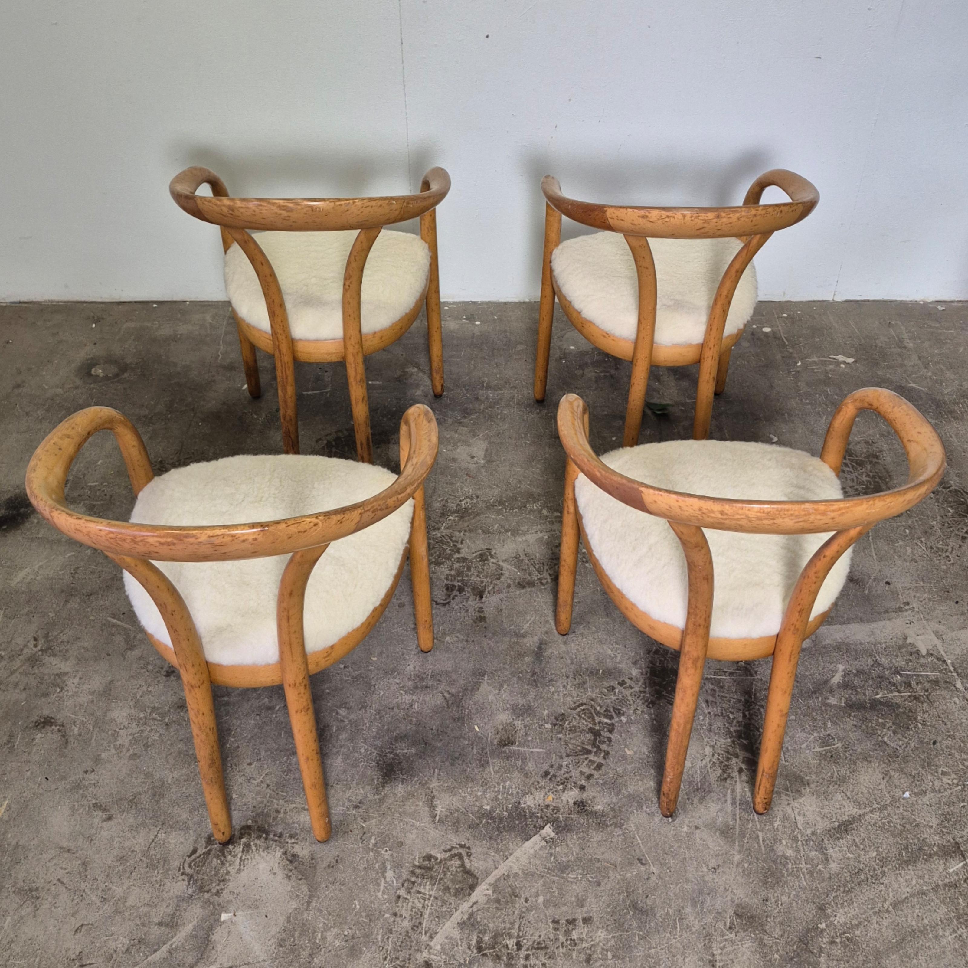 Set di 4 sedie postmoderne in legno e lana, Italia anni '70 in vendita 3