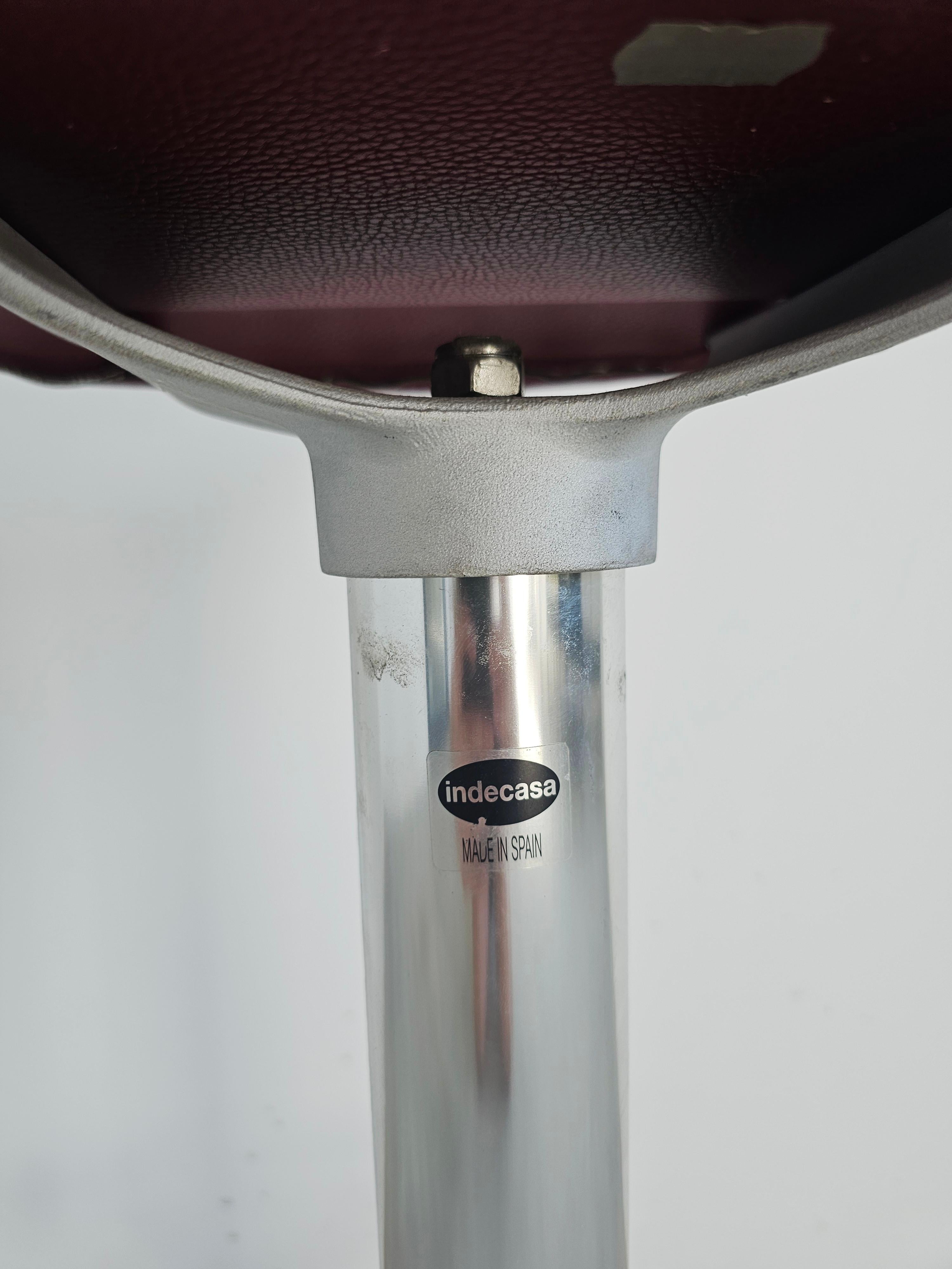 Set of 4 Postmodern Bar Stools by Indecasa designed by Joan Casas, Spain 1980s In Fair Condition For Sale In Beograd, RS