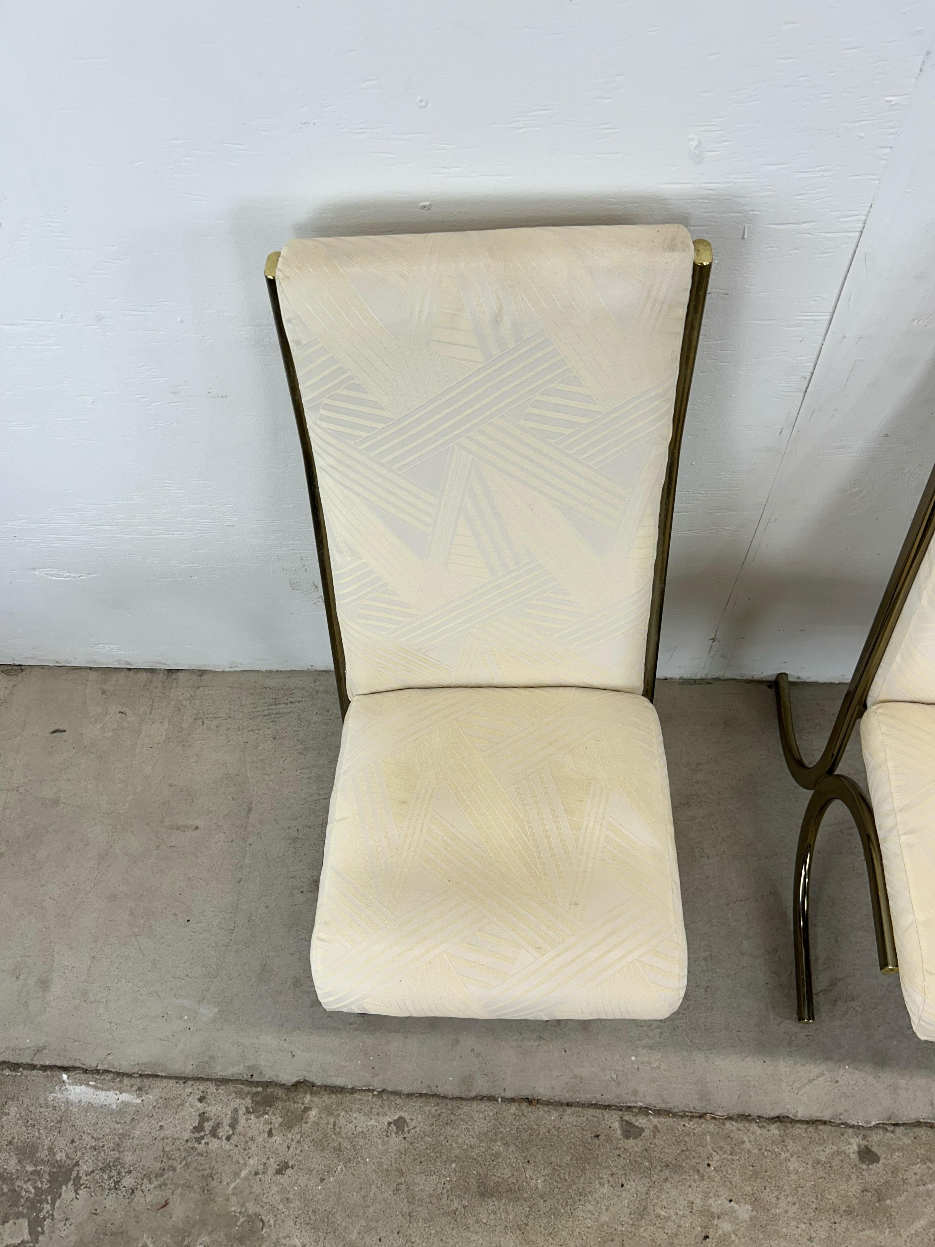 Set di 4 sedie da pranzo postmoderne con base in ottone in vendita 13