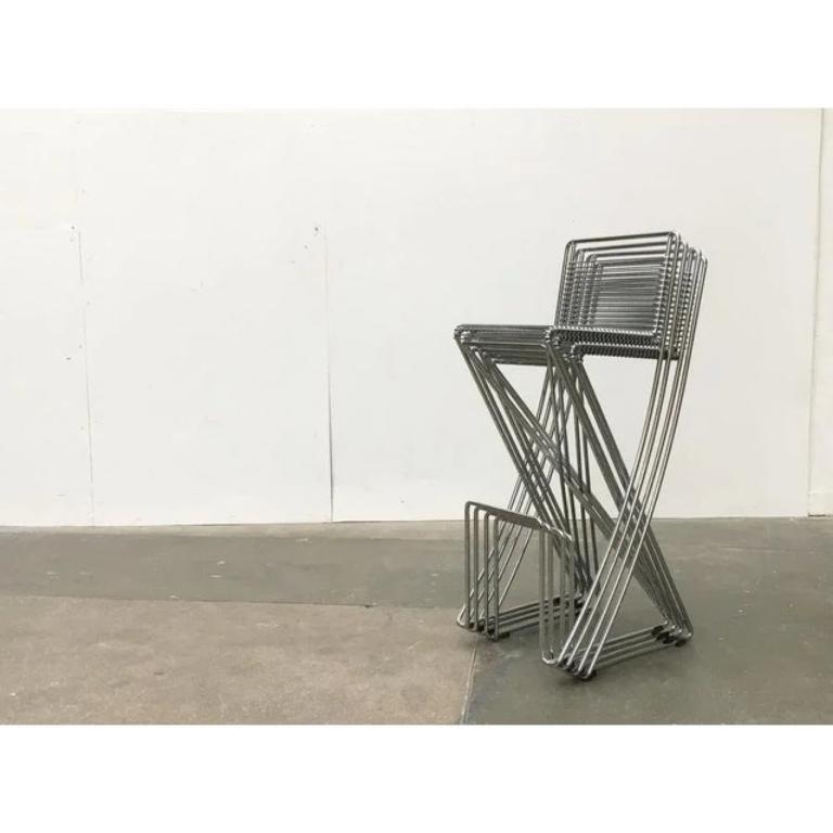 Juego de 4 taburetes de bar alemanes postmodernos Kreuzschwinger de Till Behrens, años 80 Posmoderno en venta