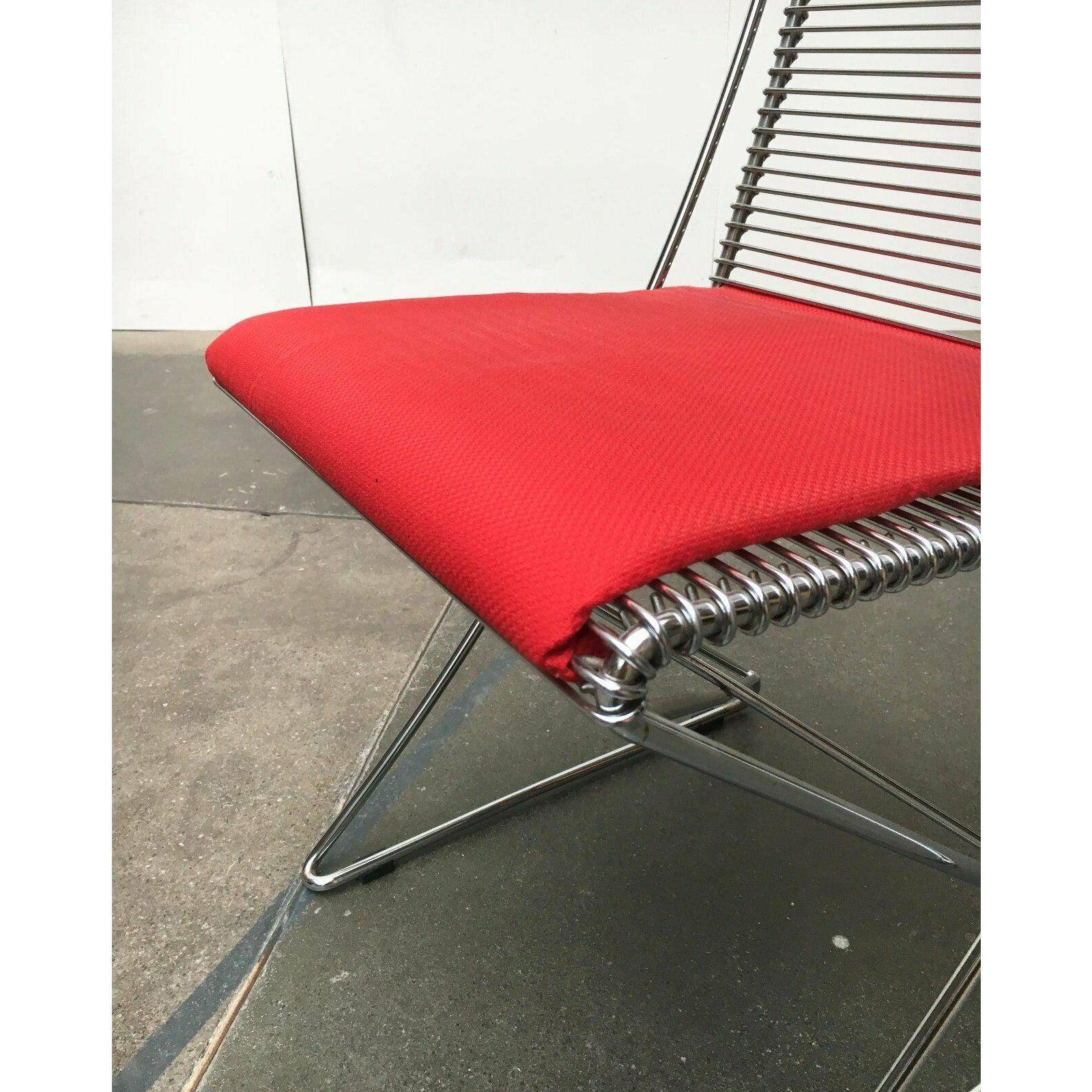 Allemand Ensemble de 4 chaises Kreuzschwinger rouges postmodernes de Till Behrens, 1980 en vente